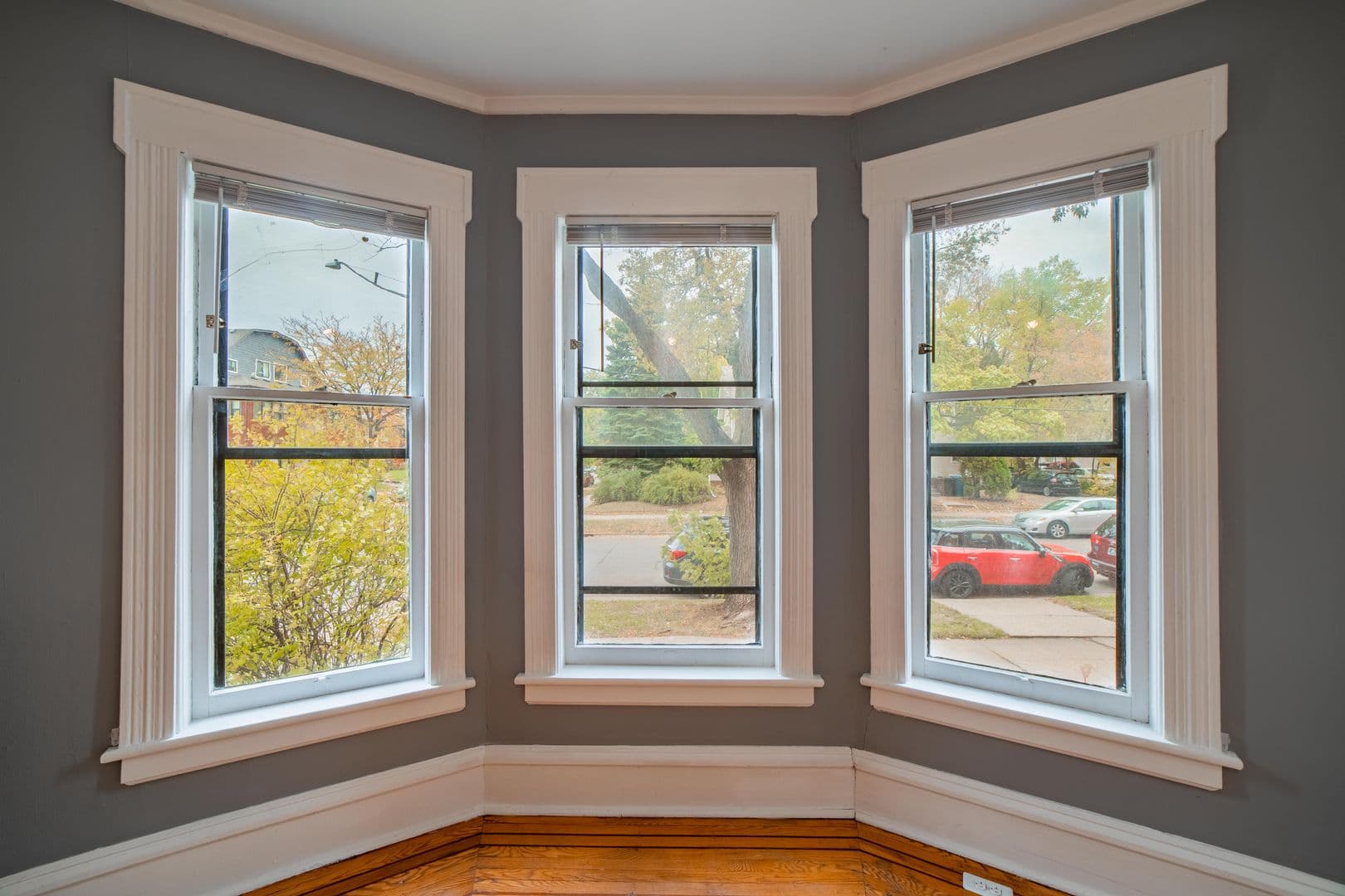 Minneapolis Apartment: 515 5th Ave. SE