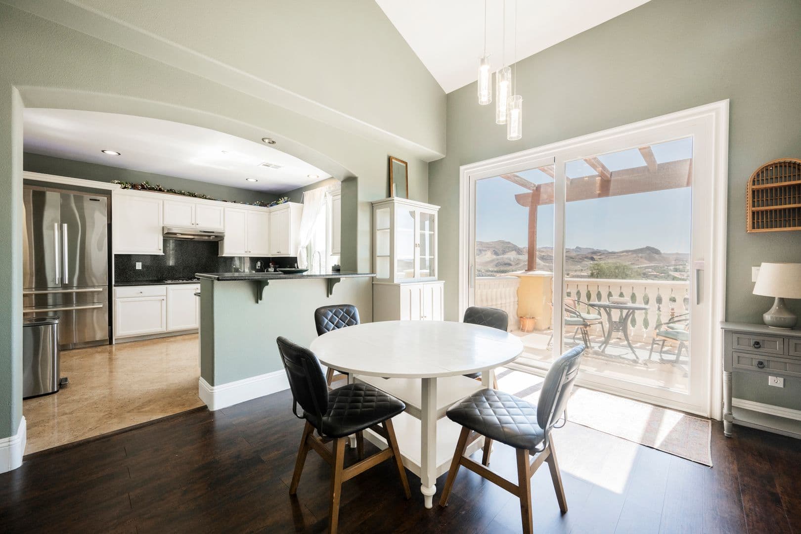 Henderson Townhome: 49 Strada Principale
