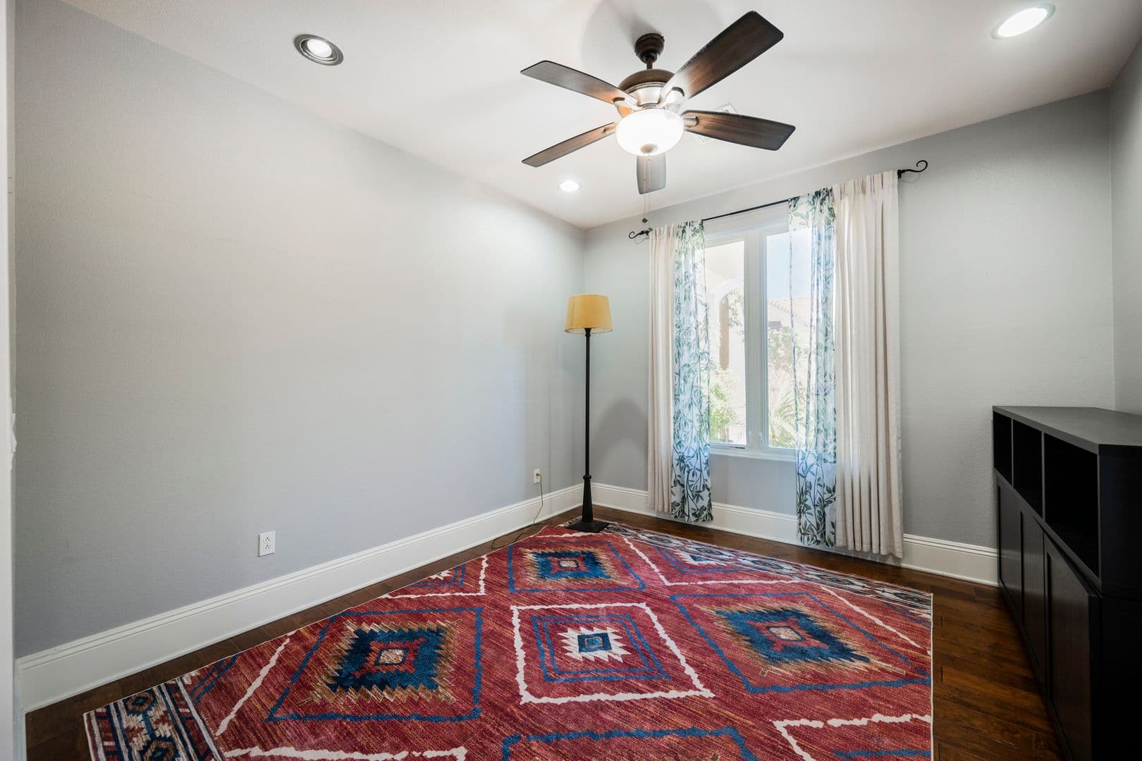 Henderson Townhome: 49 Strada Principale