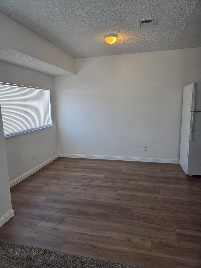 Las Vegas Apartment: 2341 Exeter Dr.