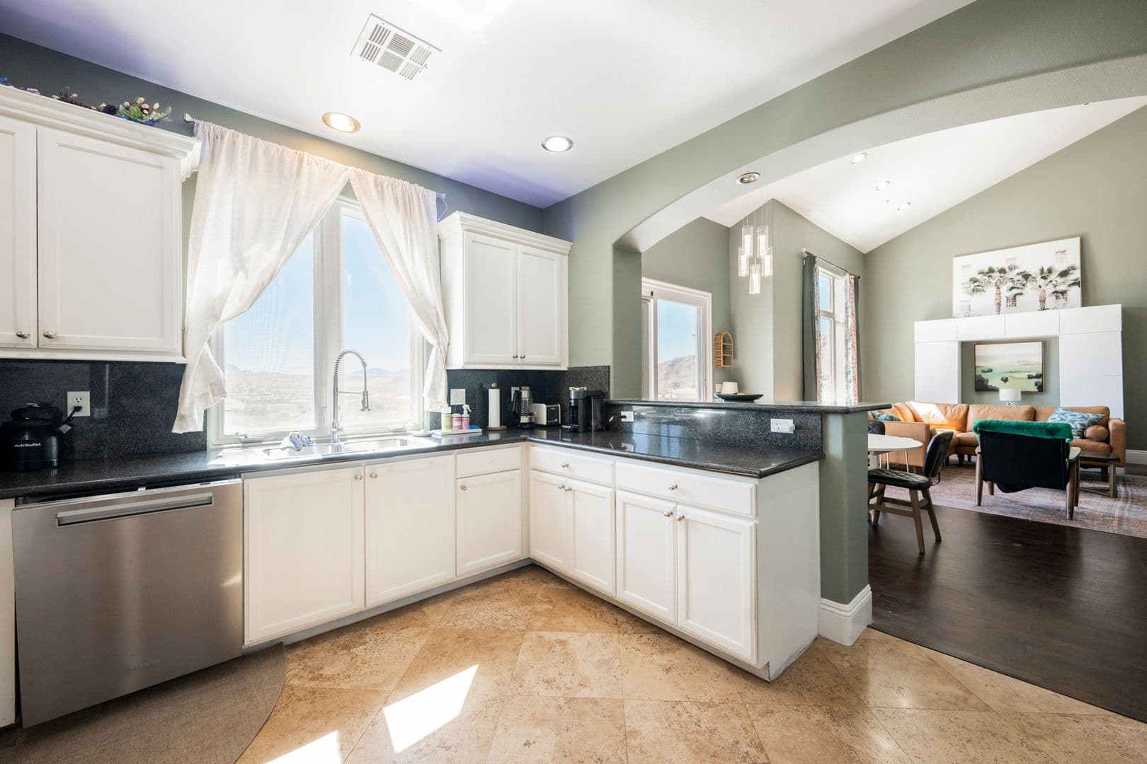 Henderson Townhome: 49 Strada Principale
