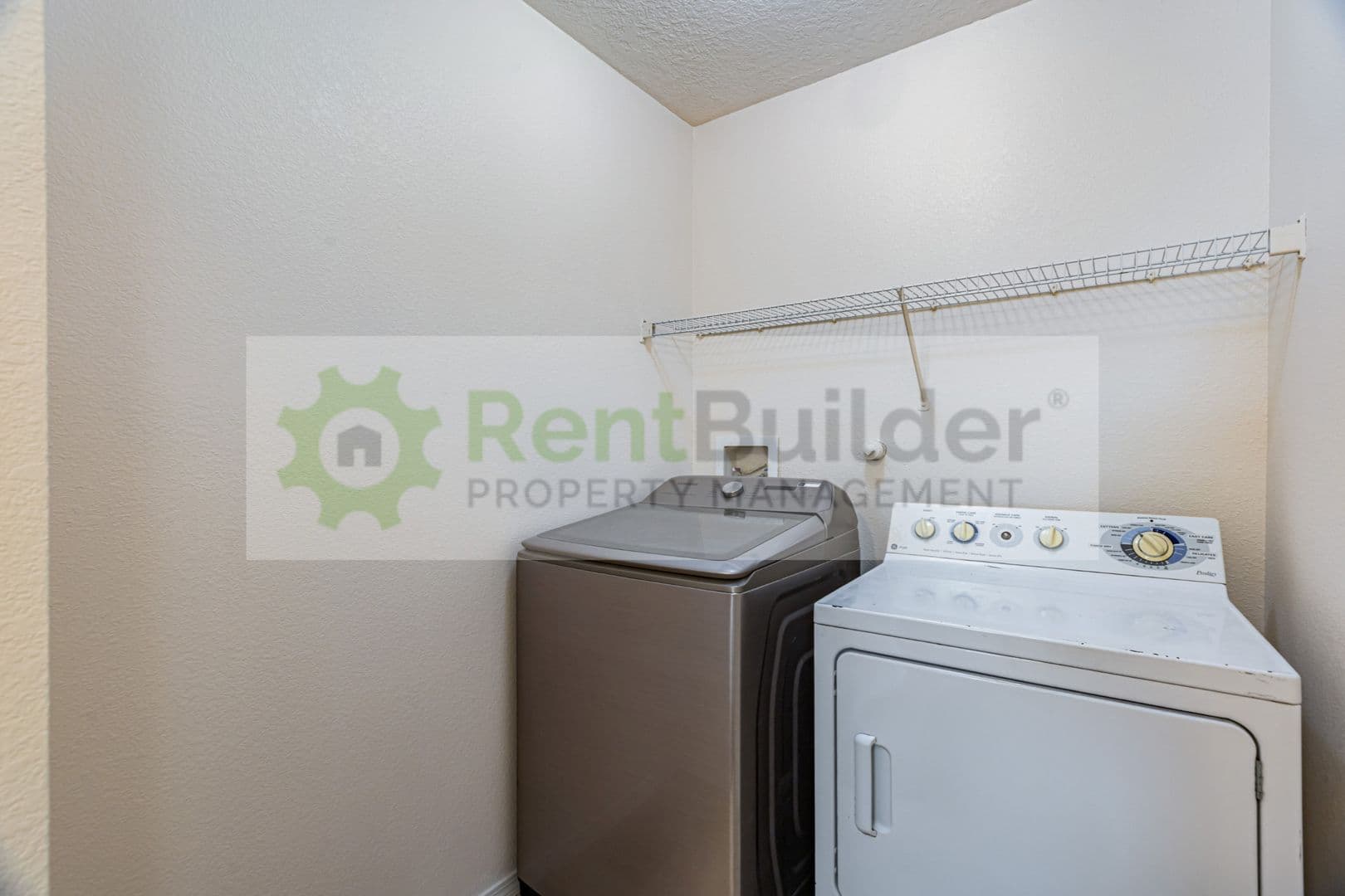 Albuquerque House: 10532 Ramah Dr. NW