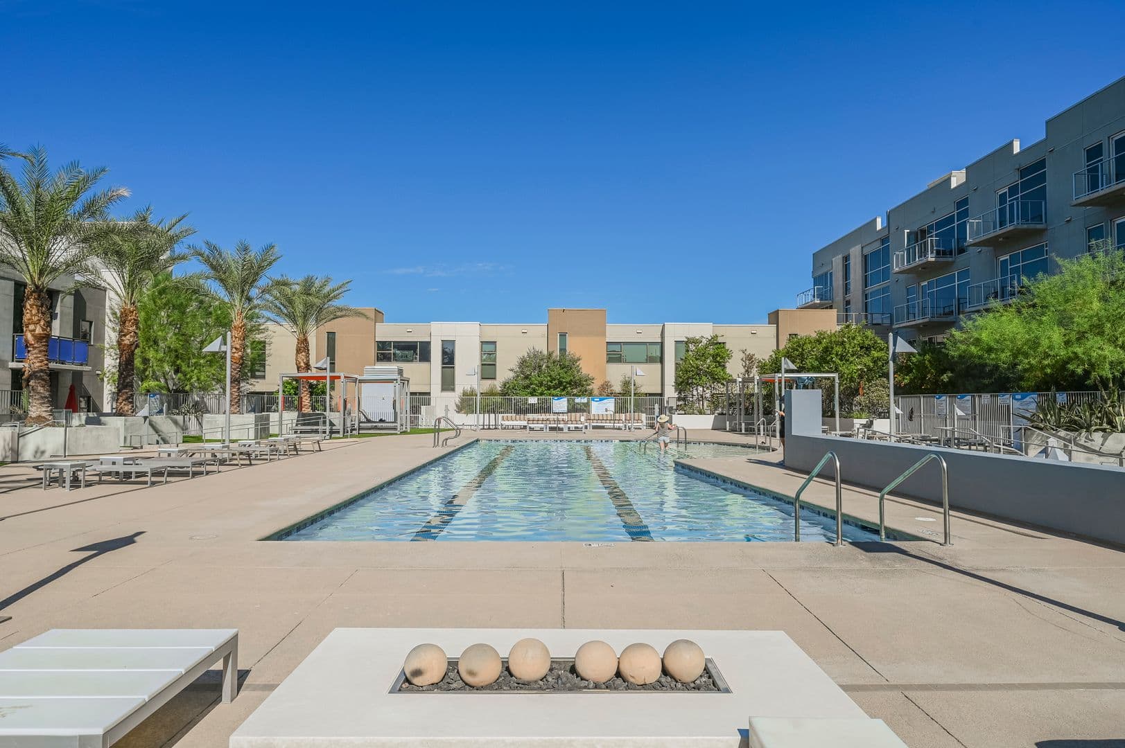 Las Vegas Condo: 353 E Bonneville Ave #753
