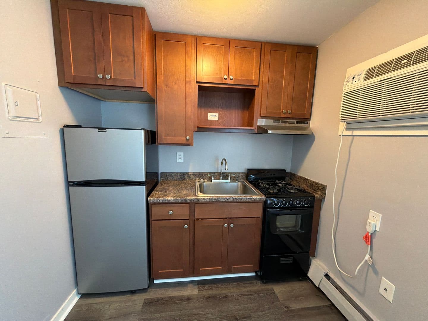 Minneapolis Apartment: 4035 Bloomington Ave So.