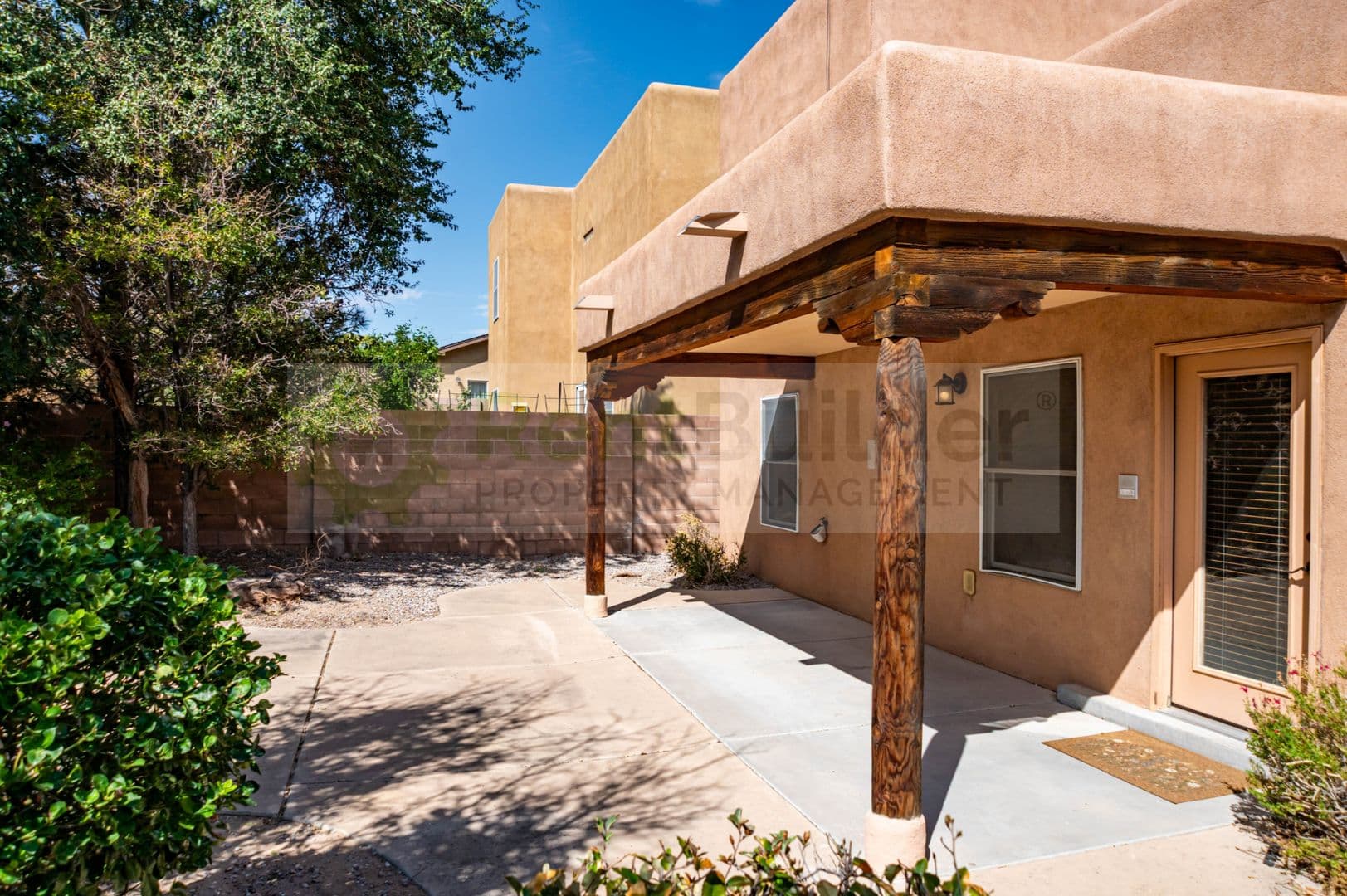 Albuquerque House: 9404 Endee Rd NW