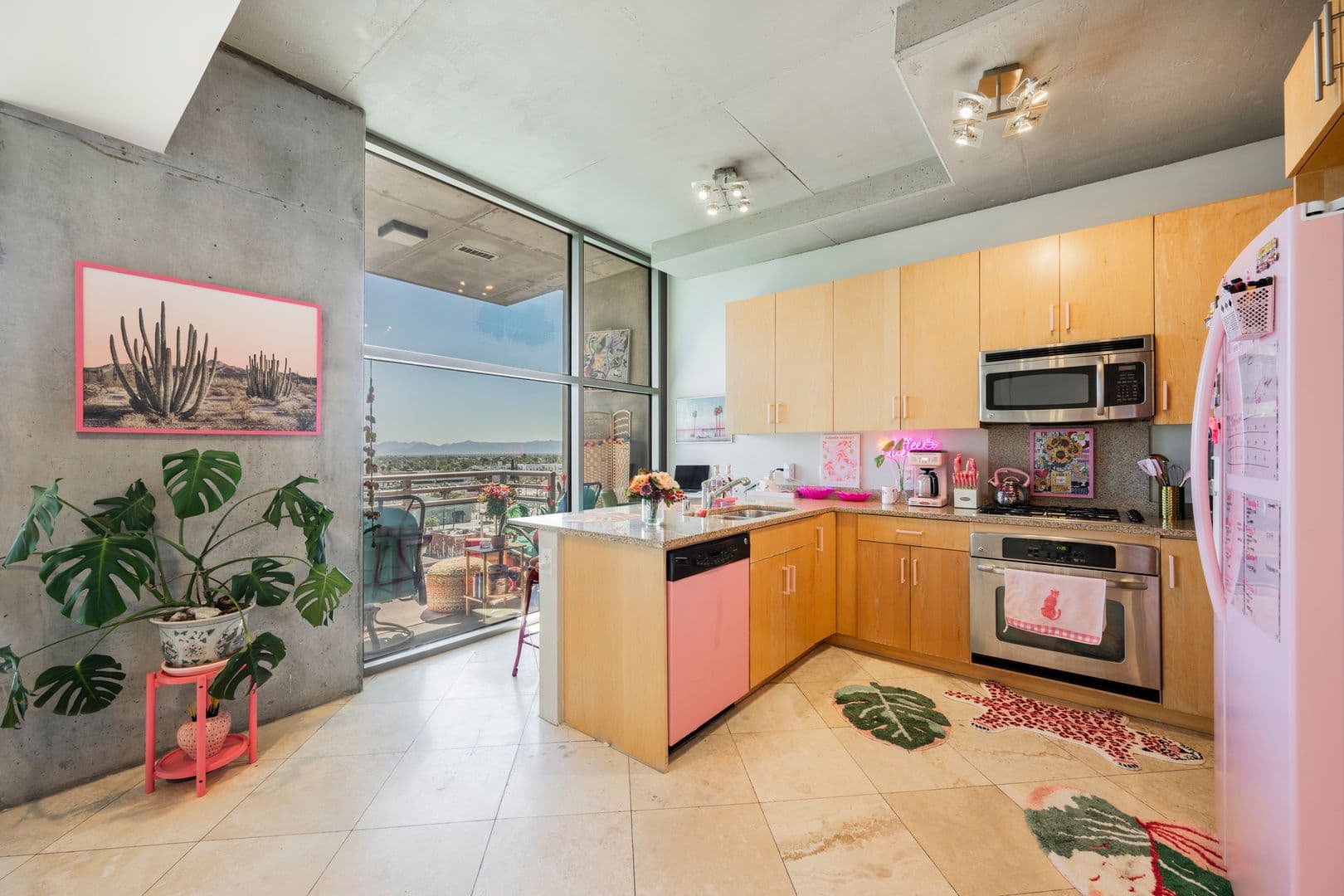 Las Vegas Condo: 353 E Bonneville Ave #753