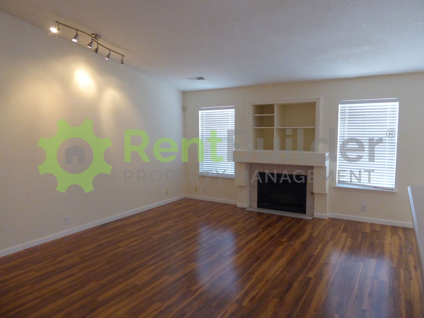 Albuquerque House: 8421 Julian Robles St. NE