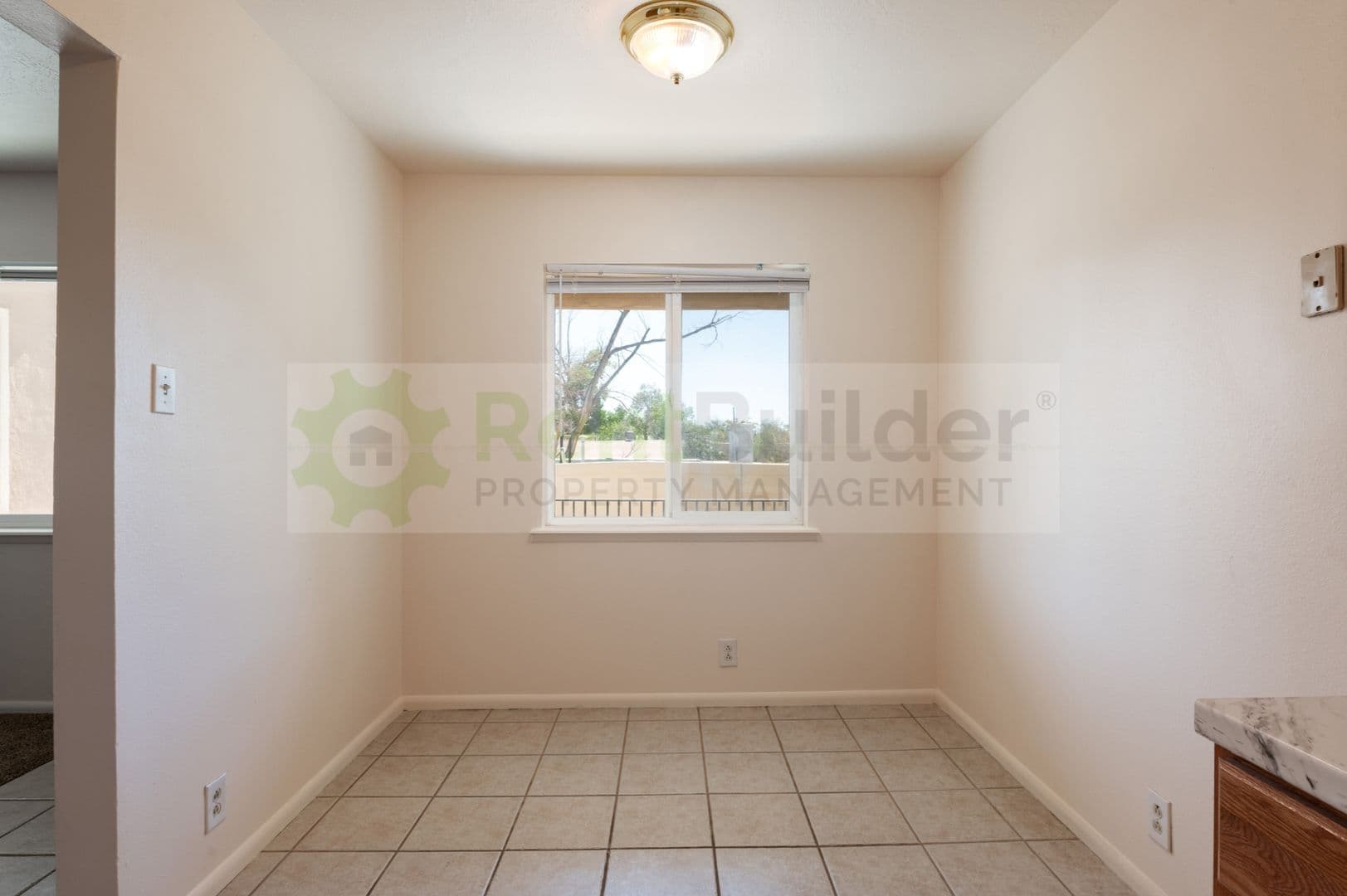 Albuquerque Apartment: 205 Vassar Drive SE - Apartment No. 5