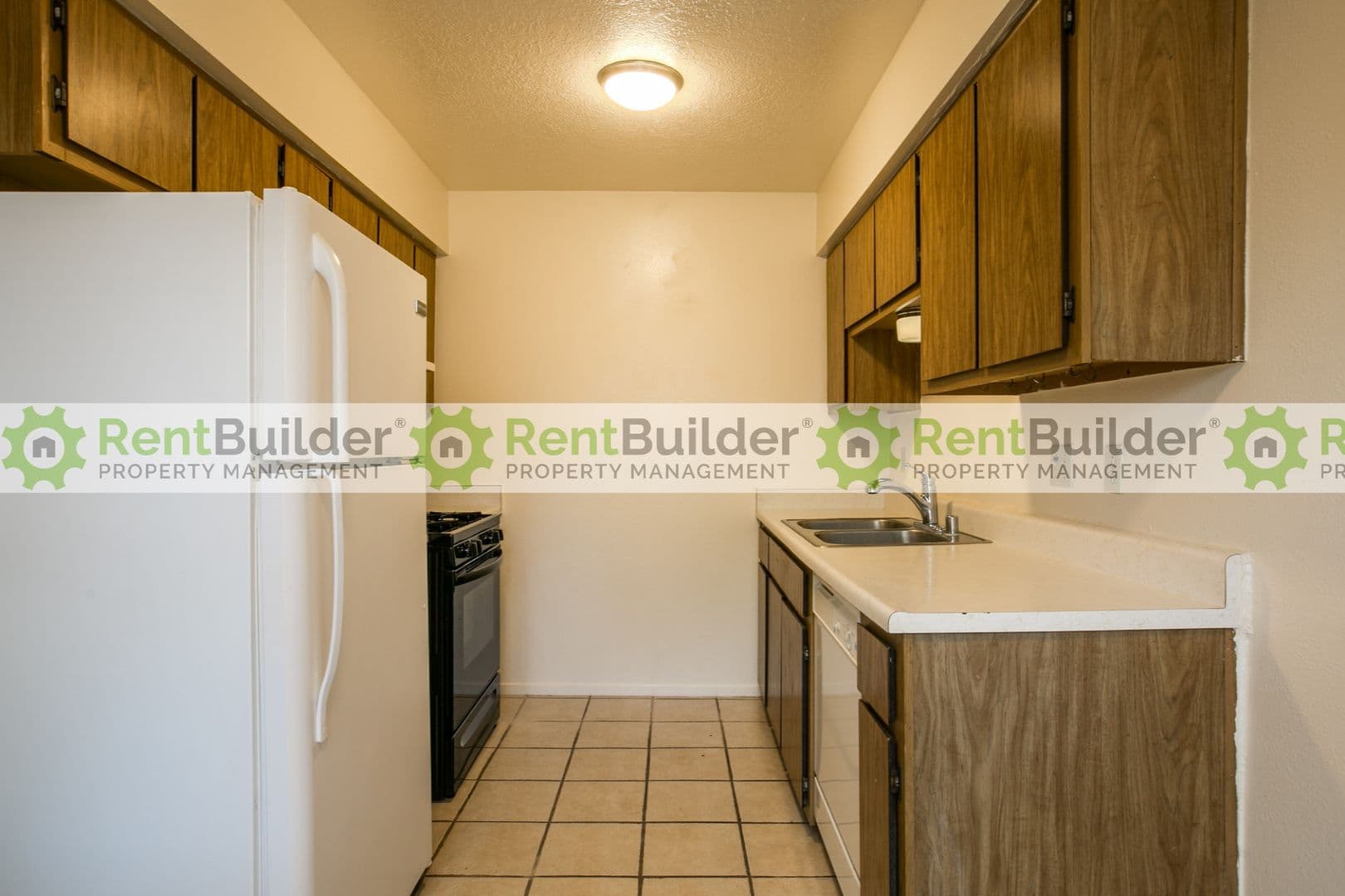 Albuquerque Apartment: 12124 Menaul Blvd. NE