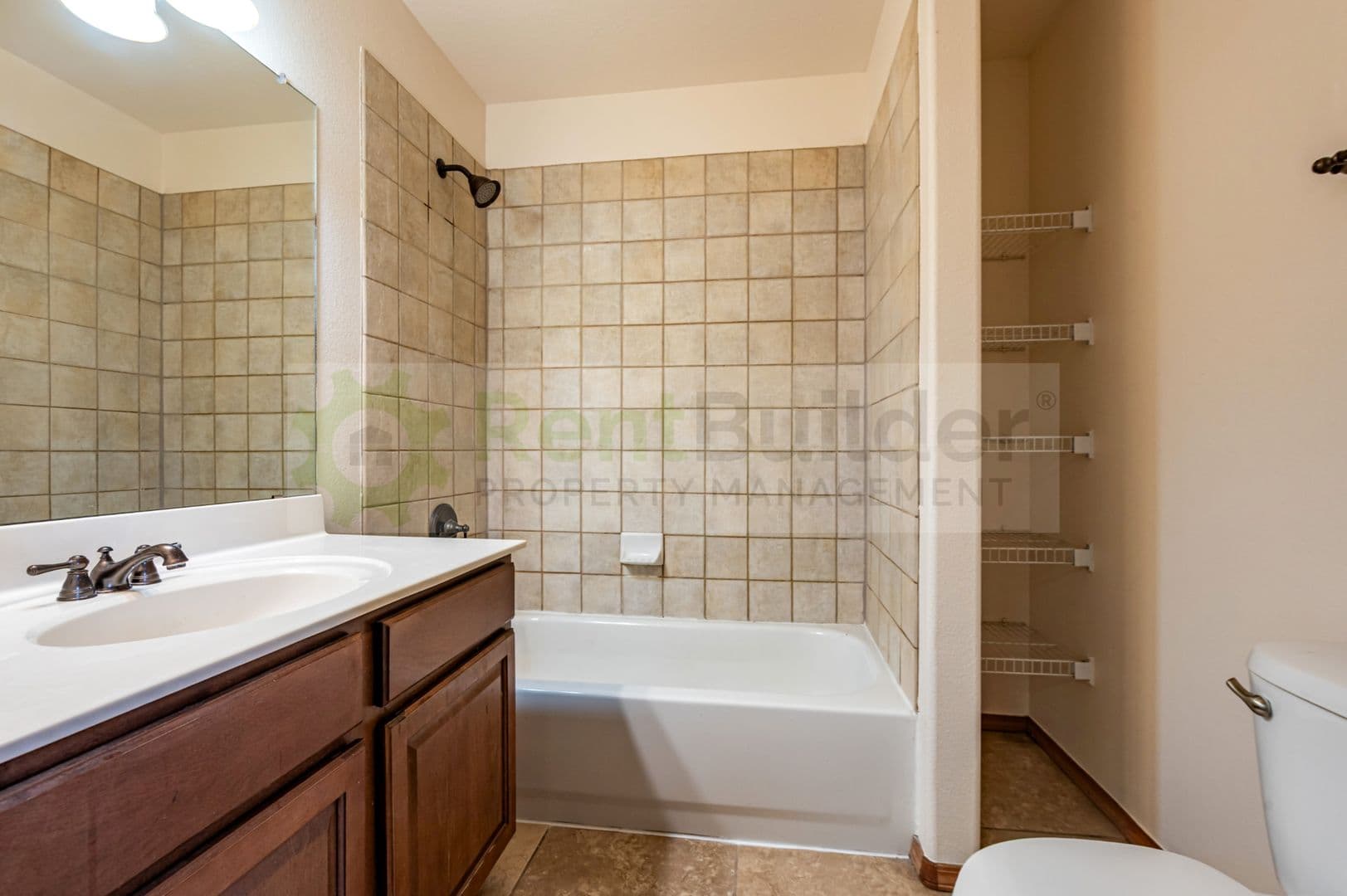 Albuquerque House: 9404 Endee Rd NW