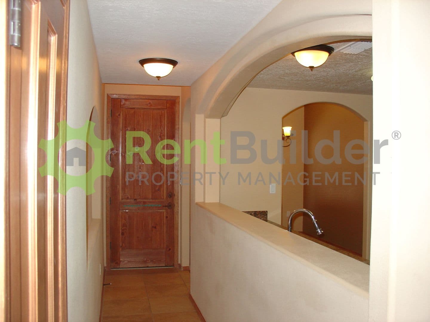 Albuquerque House: 9404 Endee Rd NW