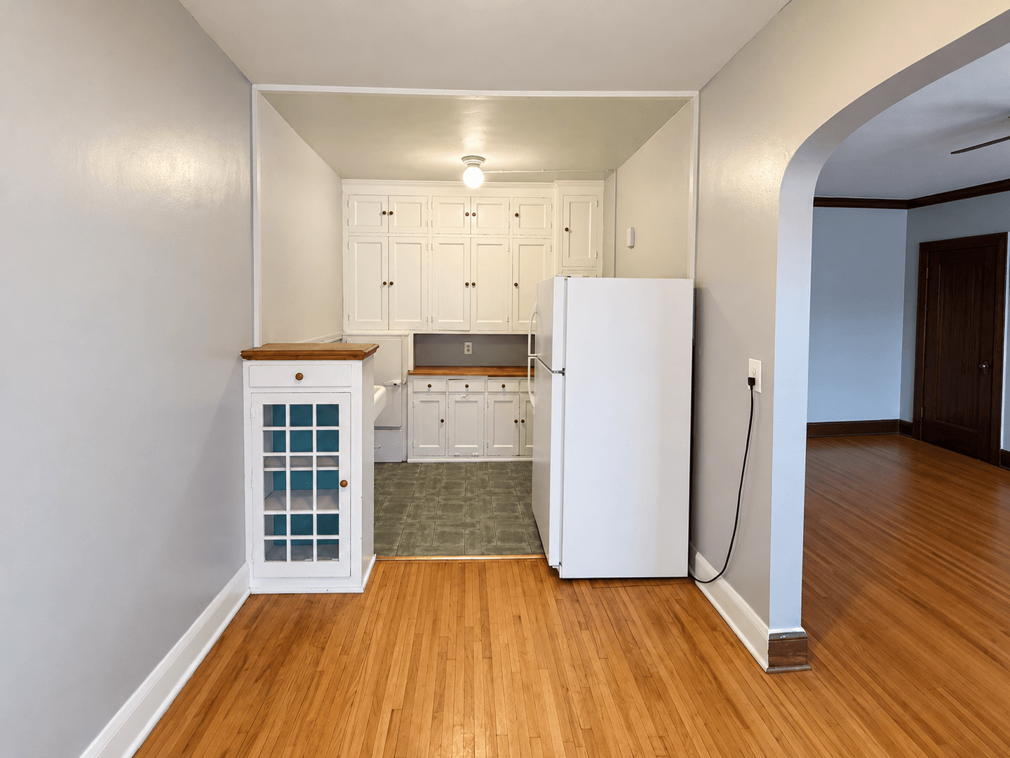 Minneapolis Apartment: 205 27th St. E.