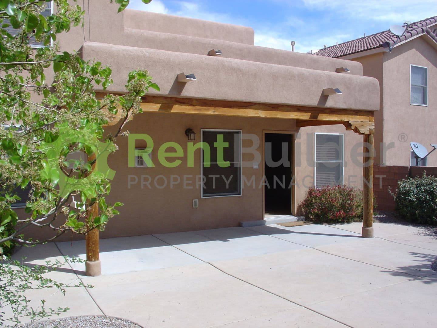 Albuquerque House: 9404 Endee Rd NW