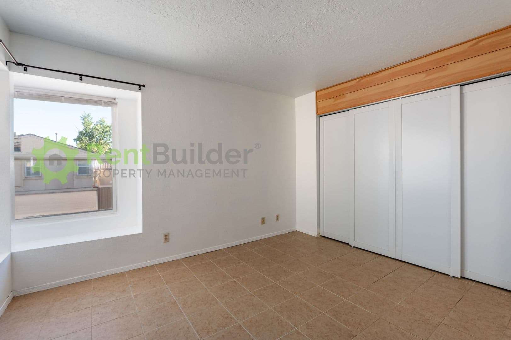 Rio Rancho House: 1864 Blackberry Rd. NE