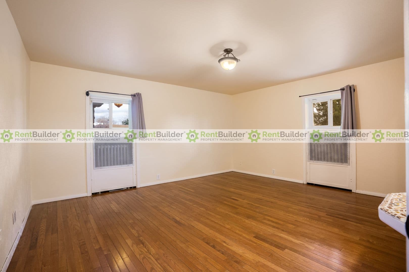 Albuquerque House: 1301 Alvarado Dr. NE