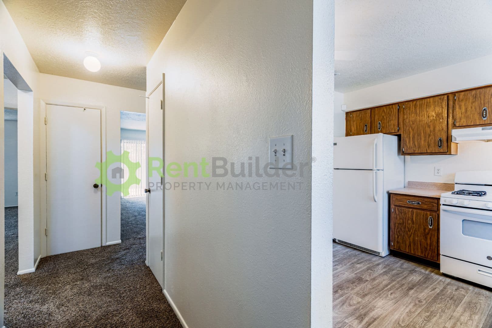 Albuquerque Apartment: 9716 Comanche Rd. NE Building 1