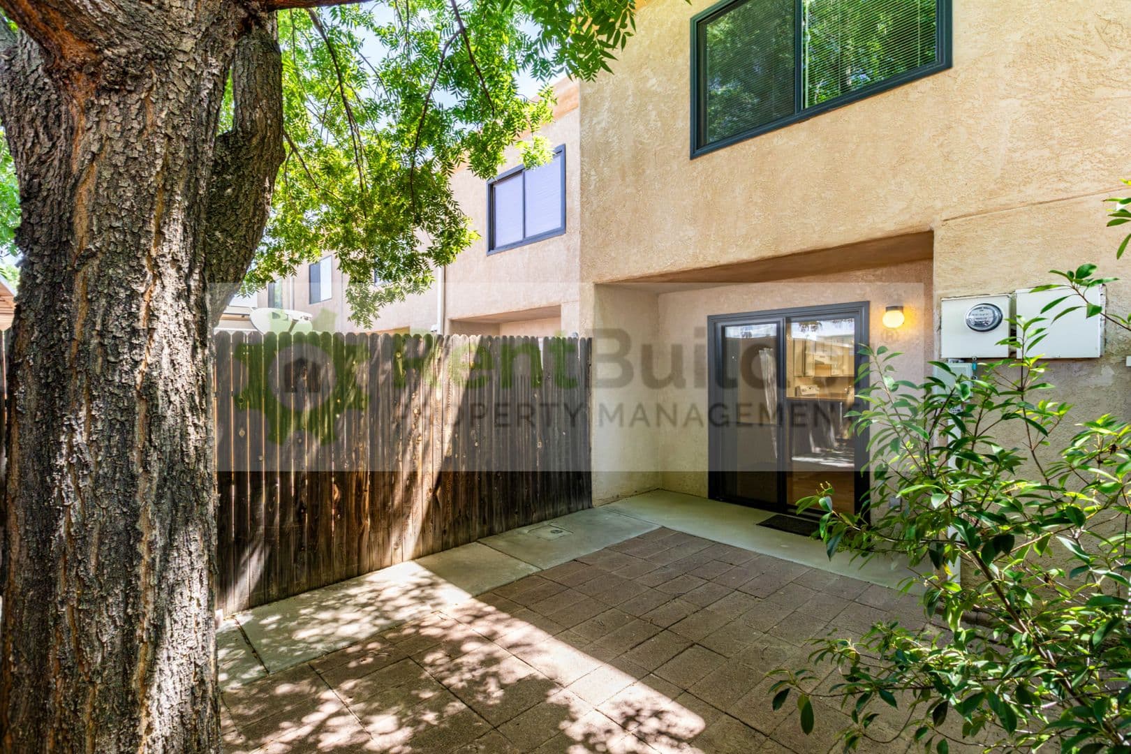 Albuquerque House: 6041 Sequoia Rd. NW Apt. D10