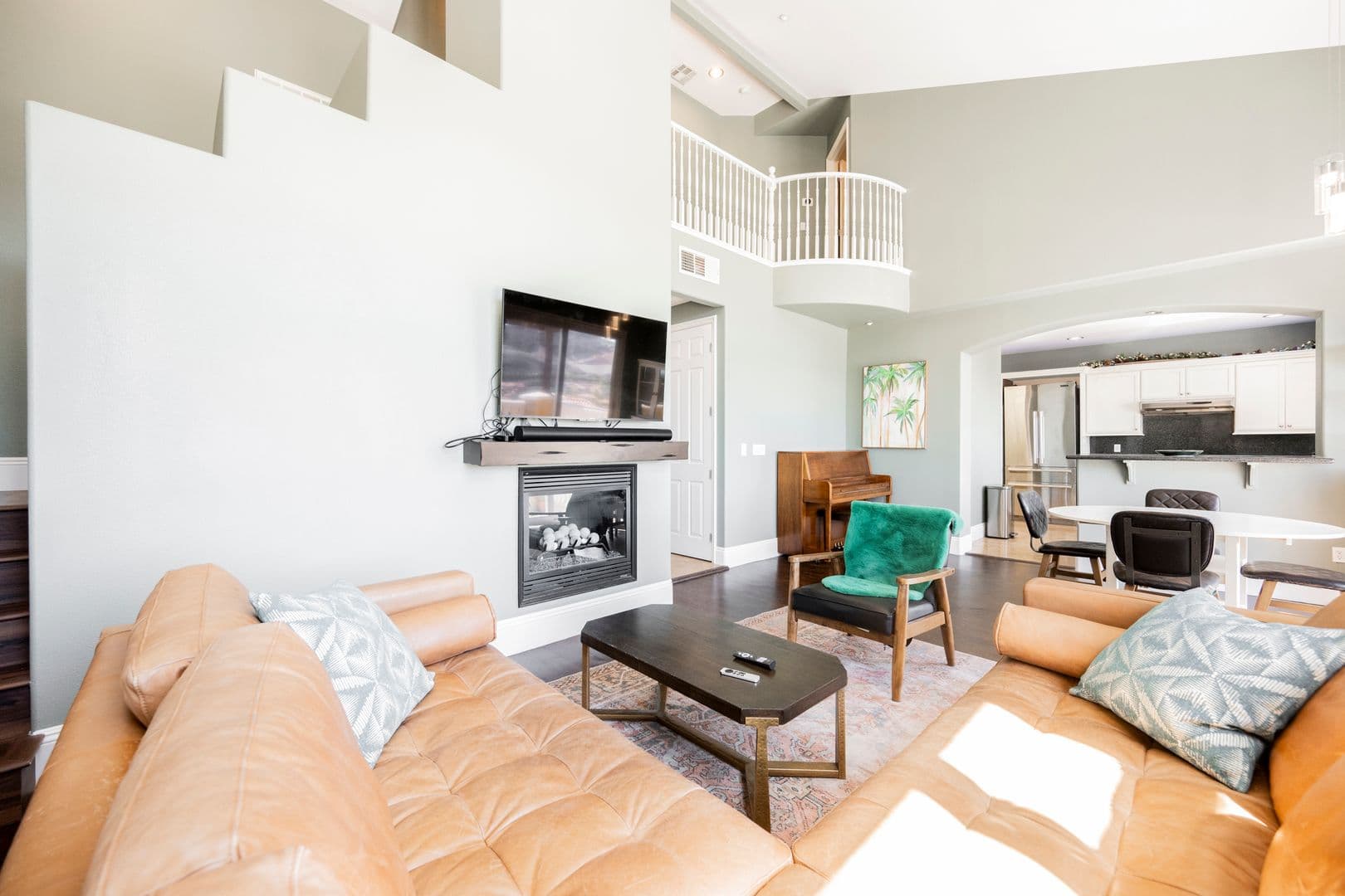 Henderson Townhome: 49 Strada Principale