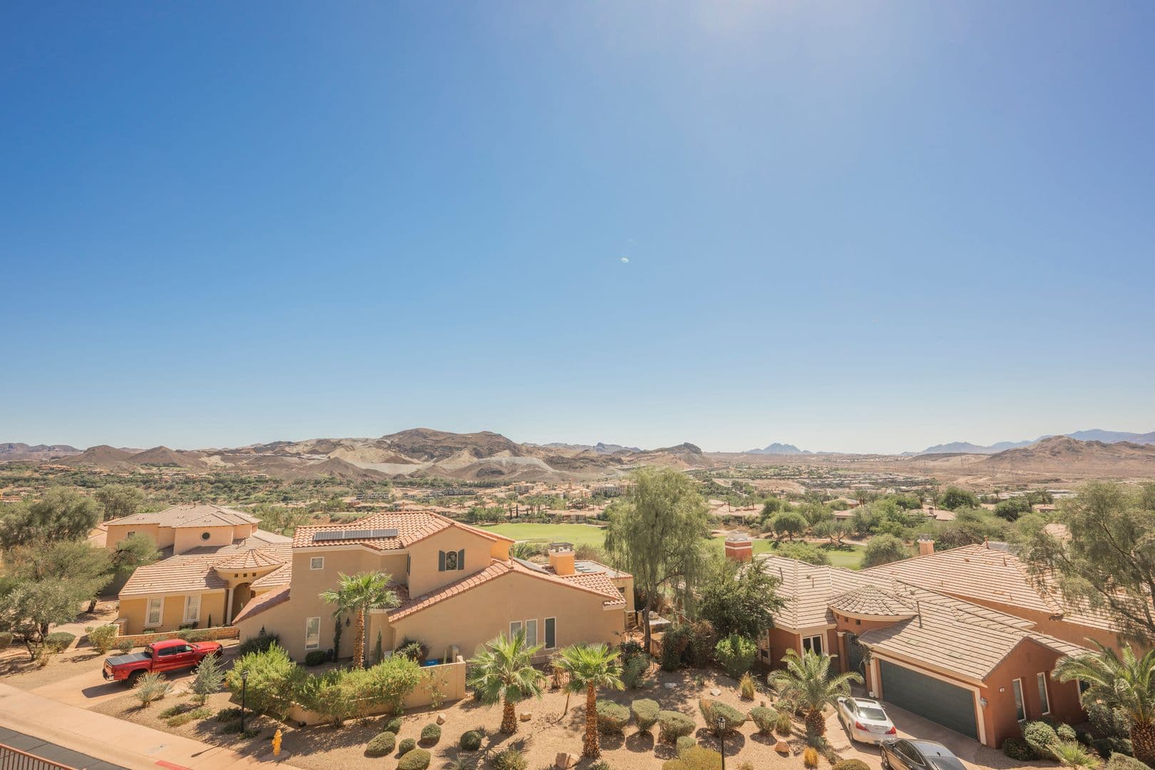 Henderson Townhome: 49 Strada Principale