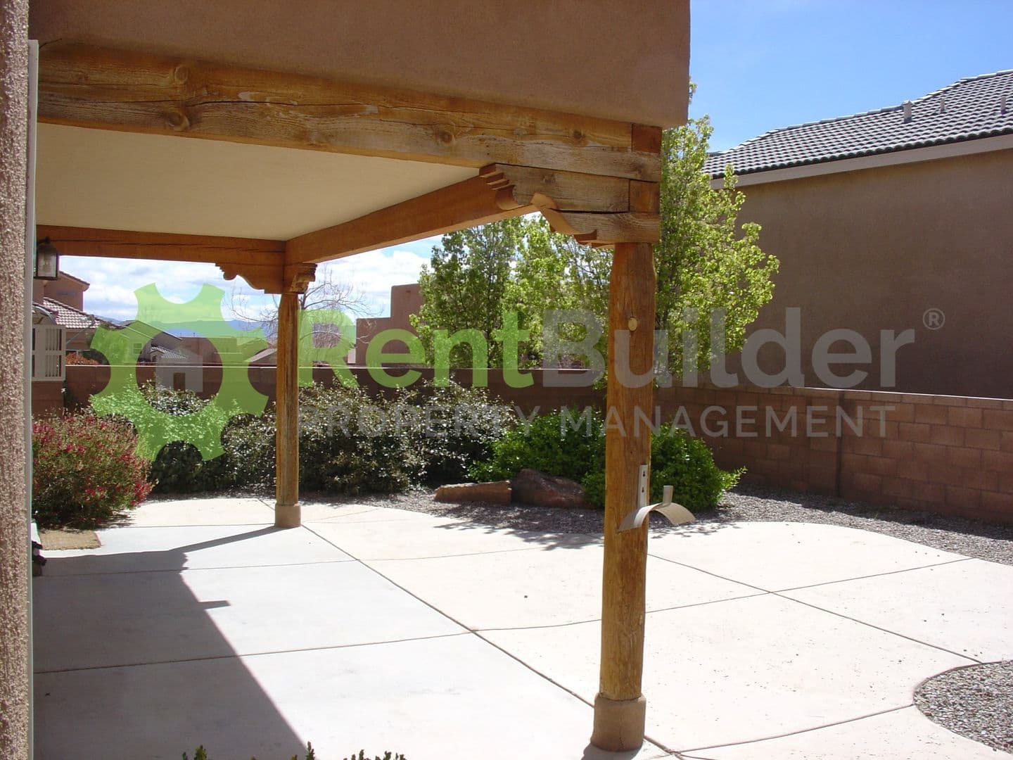 Albuquerque House: 9404 Endee Rd NW