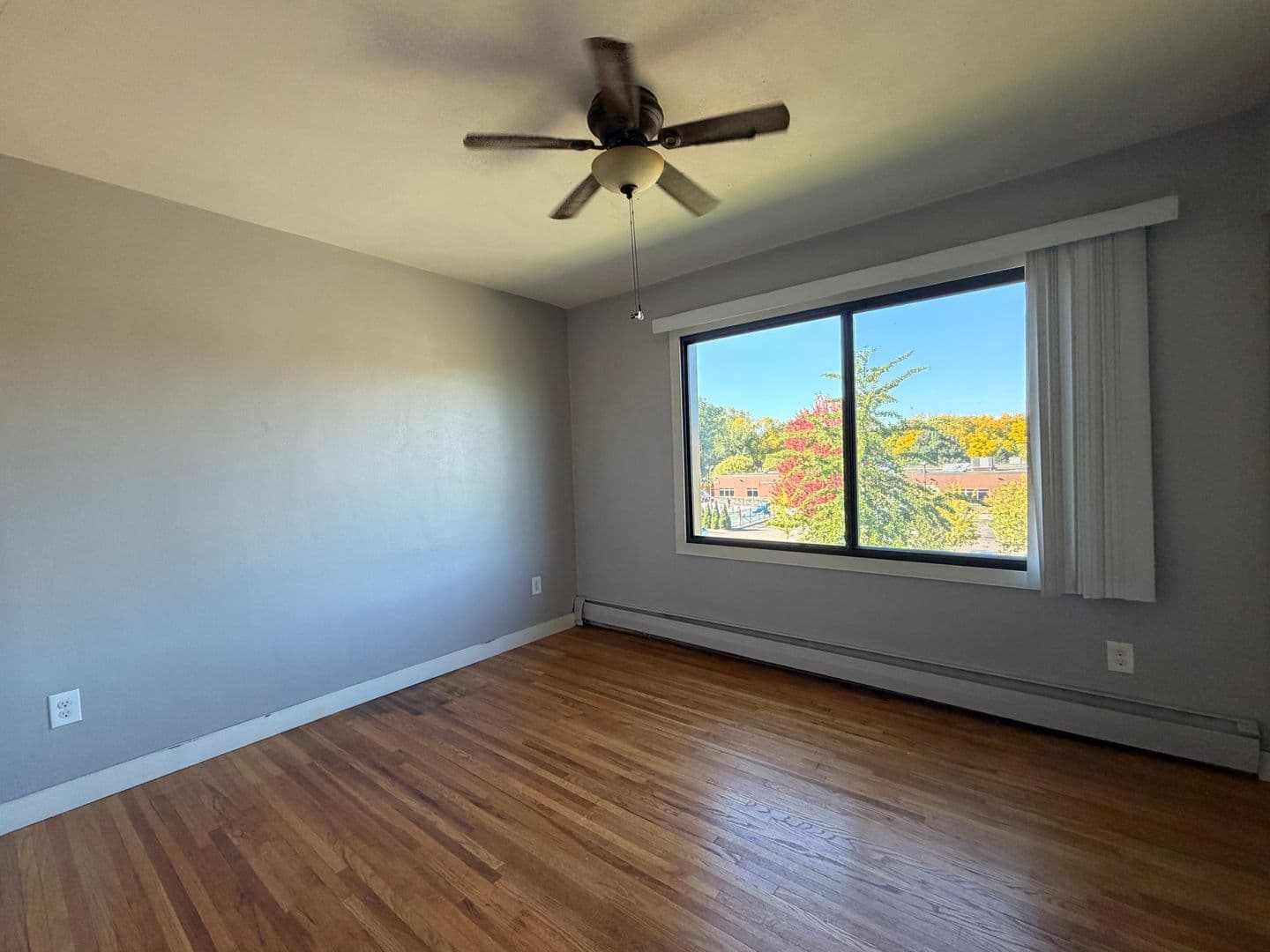 Minneapolis Apartment: 4035 Bloomington Ave So.
