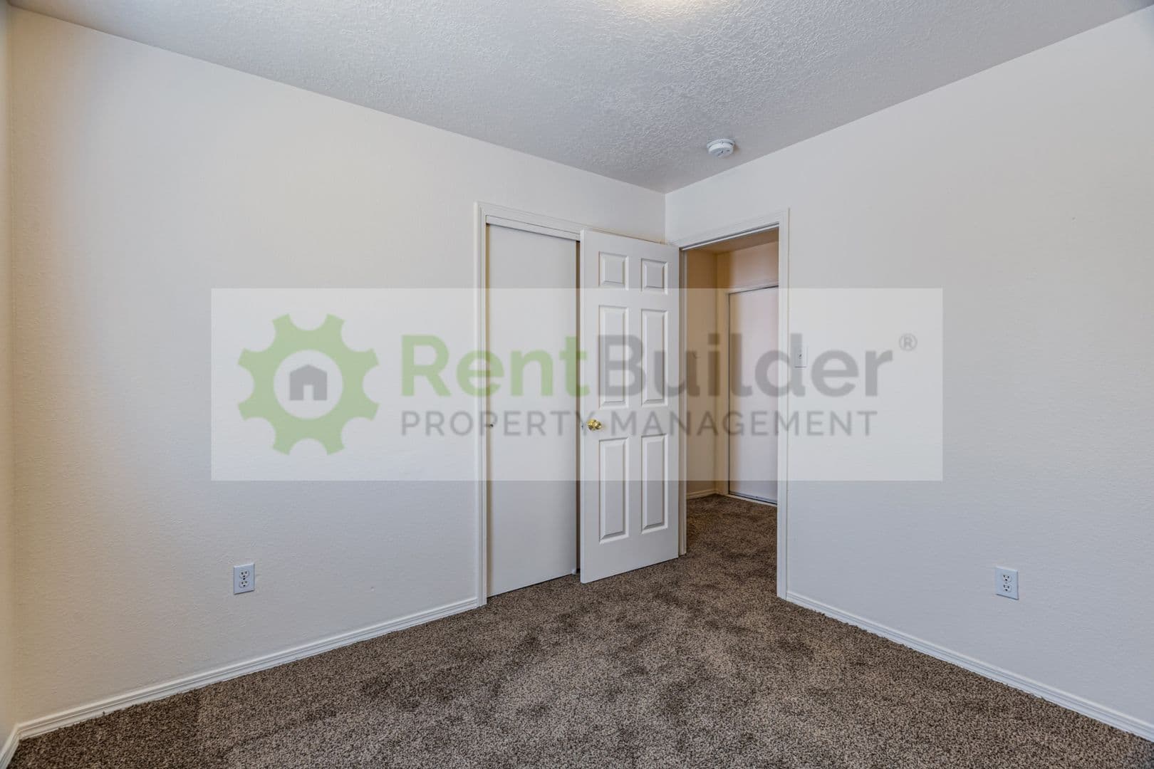 Albuquerque House: 10532 Ramah Dr. NW