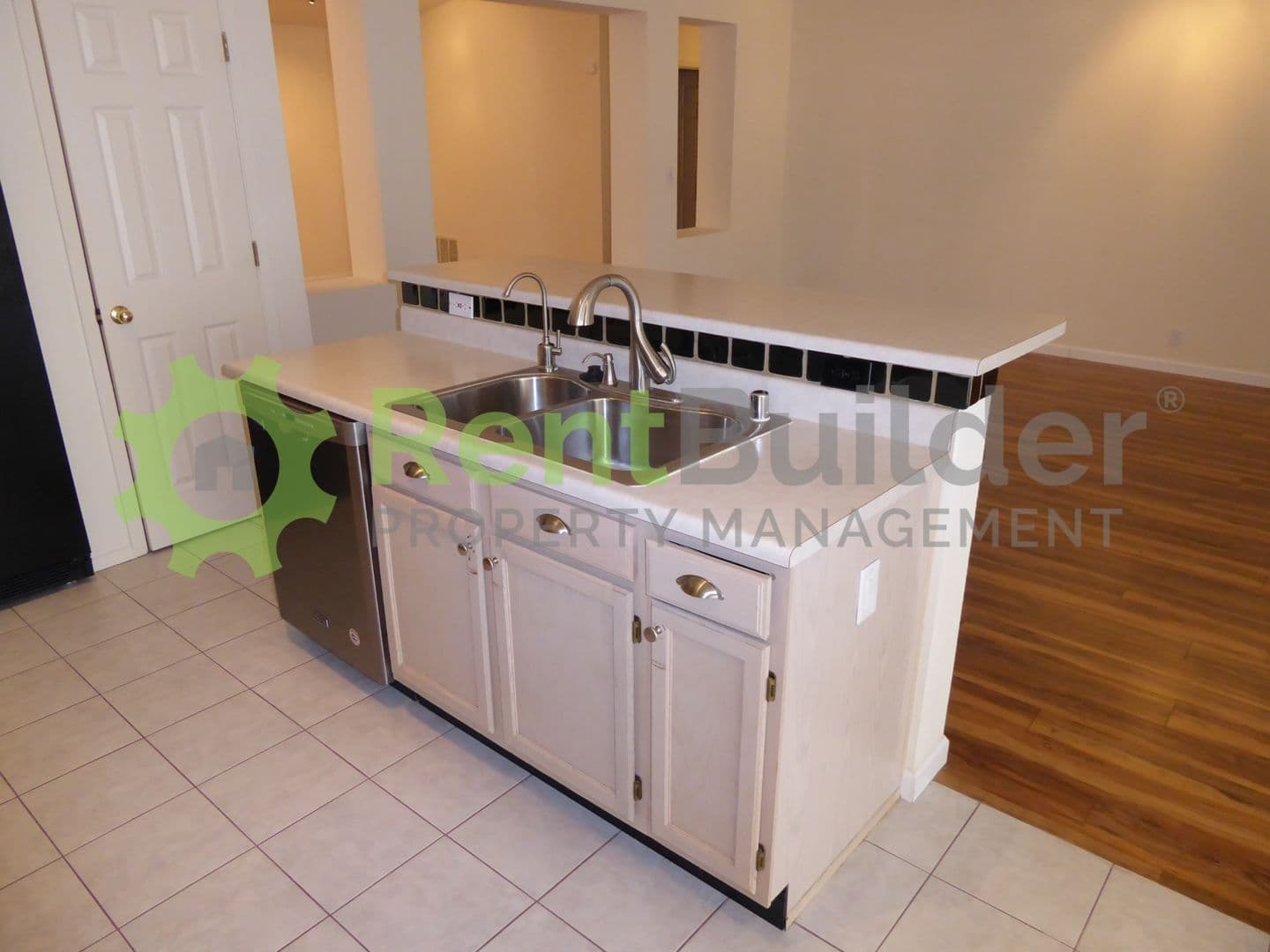 Albuquerque House: 8421 Julian Robles St. NE