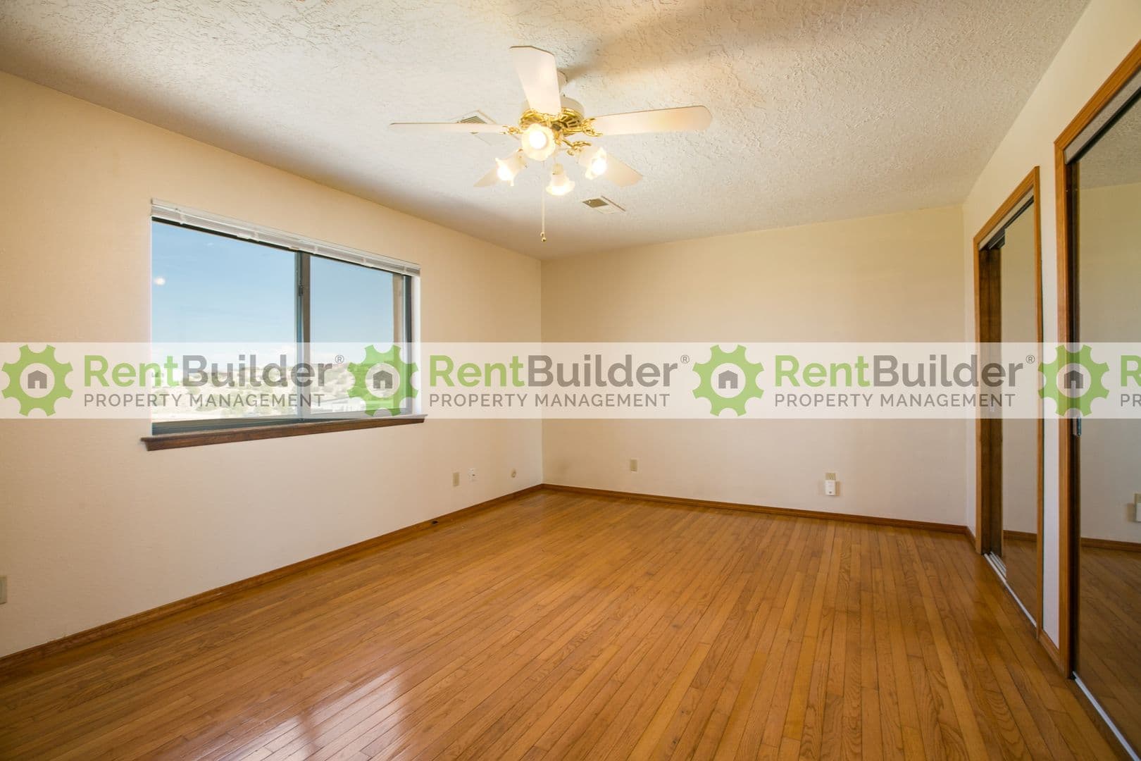 Placitas House: 10 Aspen Road