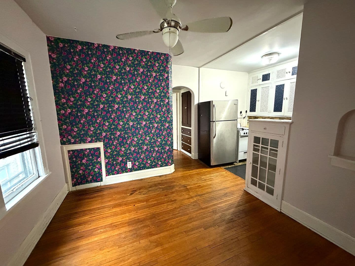 Minneapolis Apartment: 201 27th St. E.