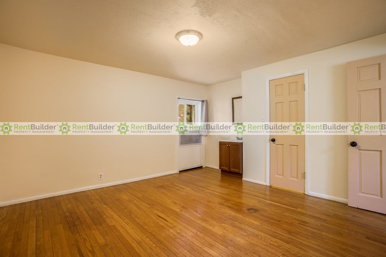Albuquerque House: 1301 Alvarado Dr. NE