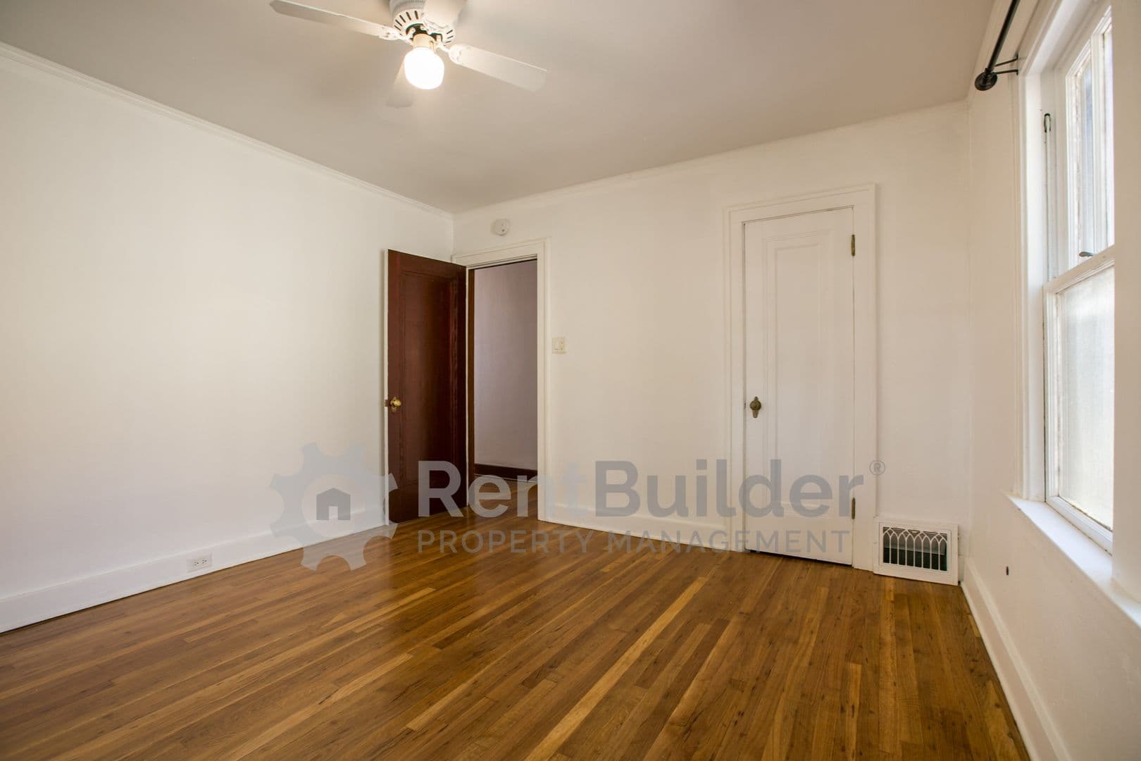 Albuquerque House: 1404 Marquette Place NE
