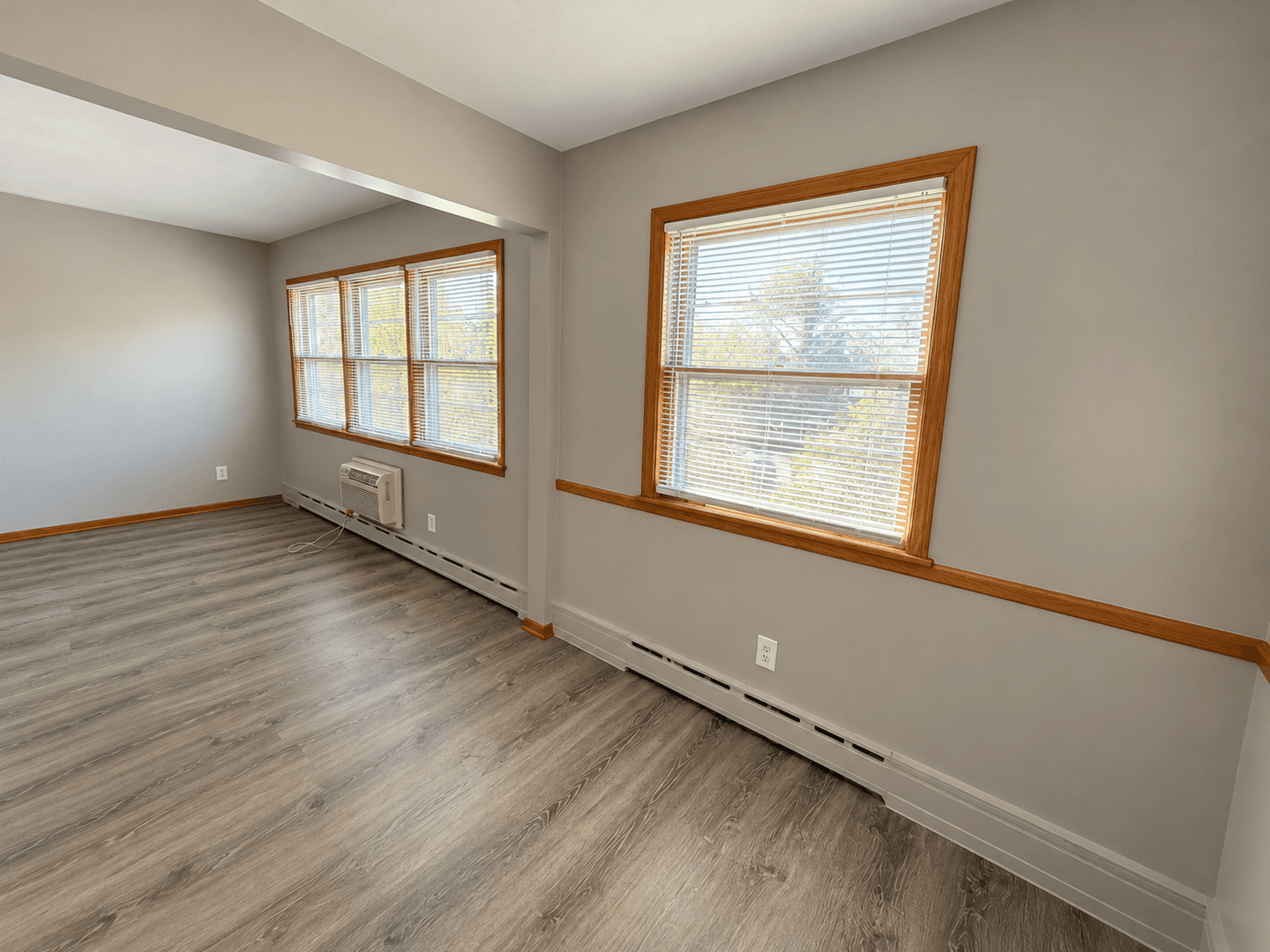 Minneapolis Apartment: 5531 Washburn Ave So.