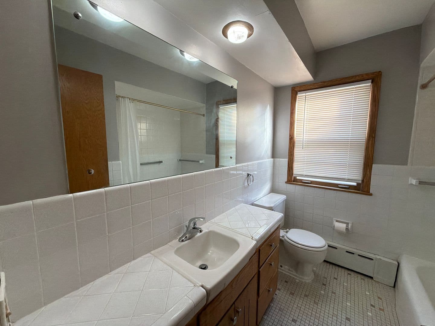 Minneapolis Apartment: 5531 Washburn Ave So.