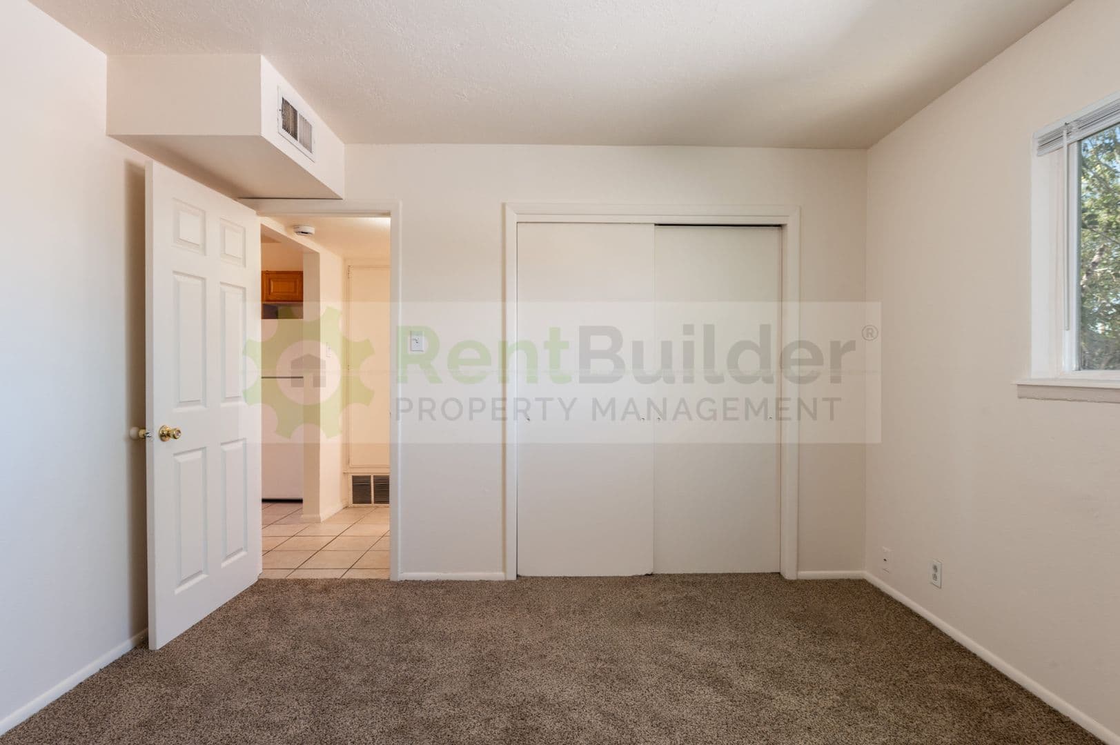 Albuquerque Apartment: 205 Vassar Drive SE - Apartment No. 5