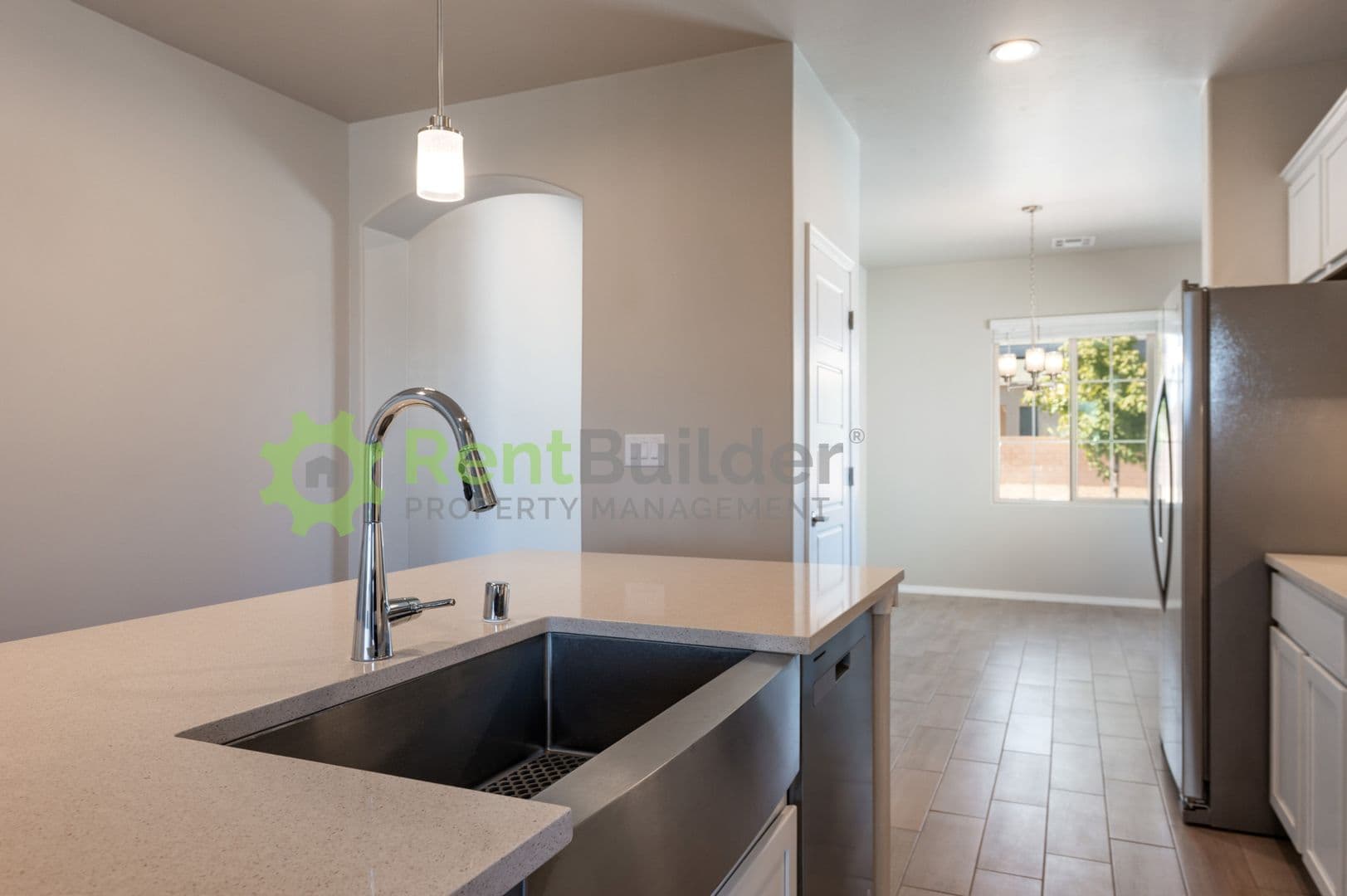 Los lunas House: 361 Liam Court SW