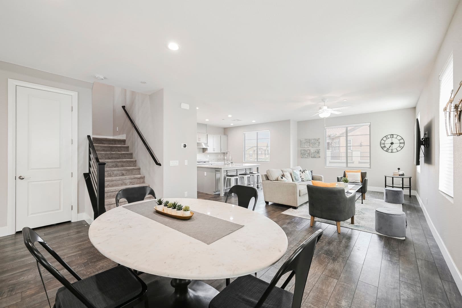 Henderson Townhome: 43 Via Di Vita