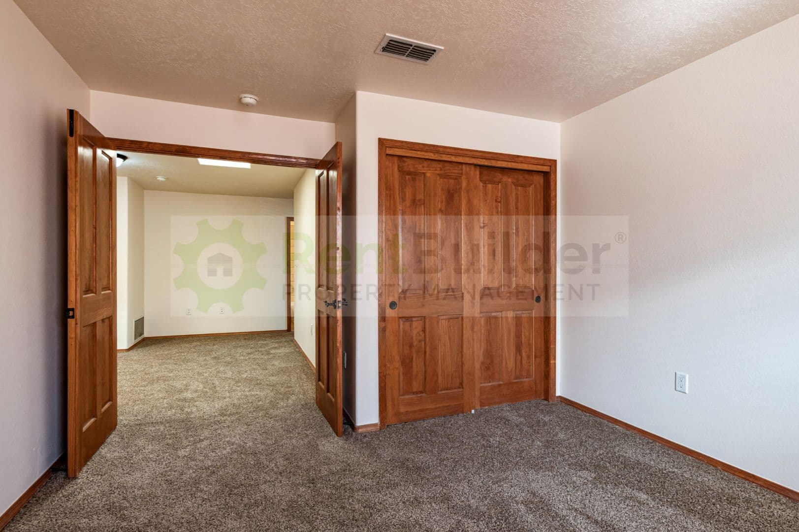Albuquerque House: 9404 Endee Rd NW