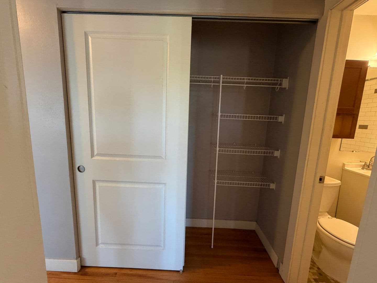 Minneapolis Apartment: 4035 Bloomington Ave So.