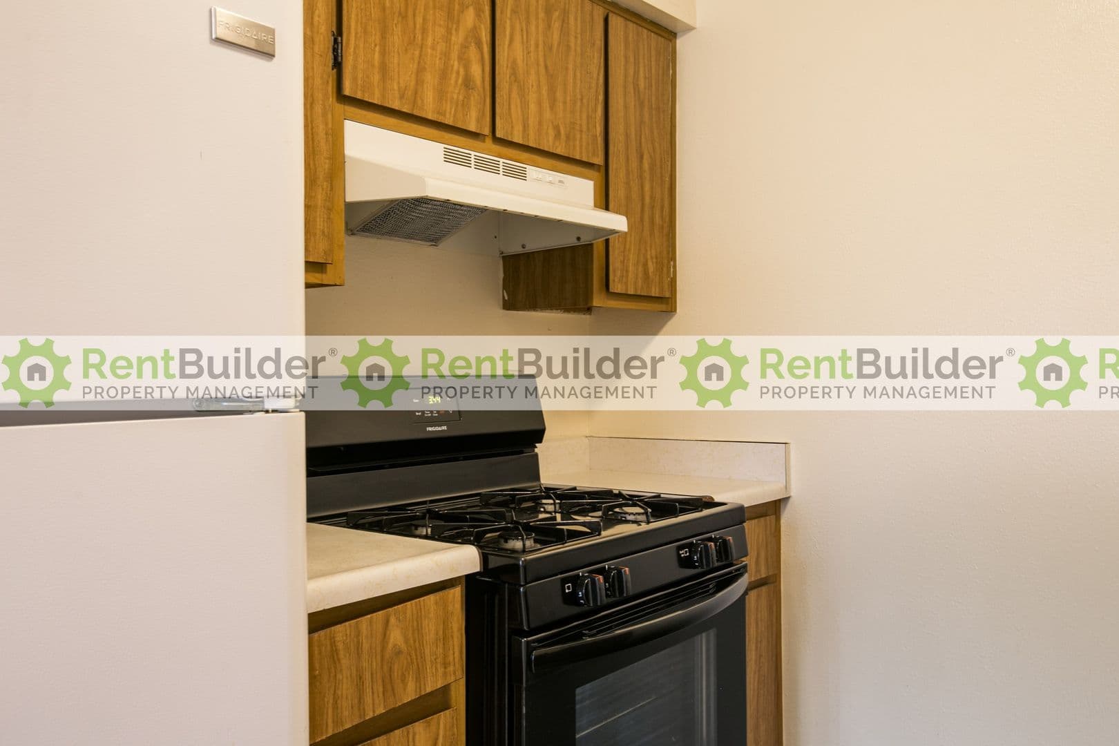 Albuquerque Apartment: 12124 Menaul Blvd. NE