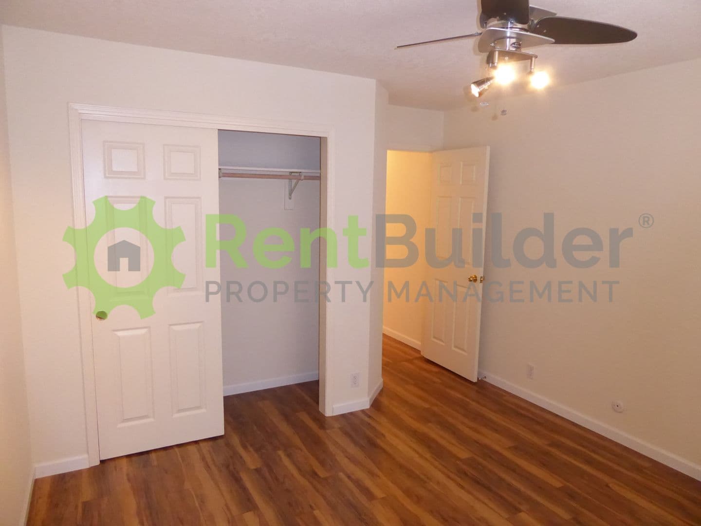 Albuquerque House: 8421 Julian Robles St. NE
