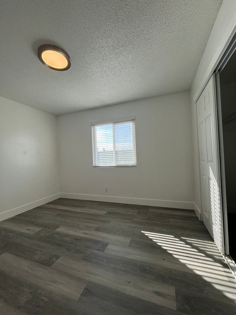 Turlock Apartment: 1144 Pioneer Ave