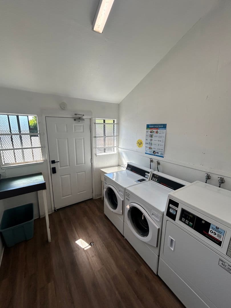 Carmichael Apartment: 6145 Fair Oaks Blvd, Carmichael CA