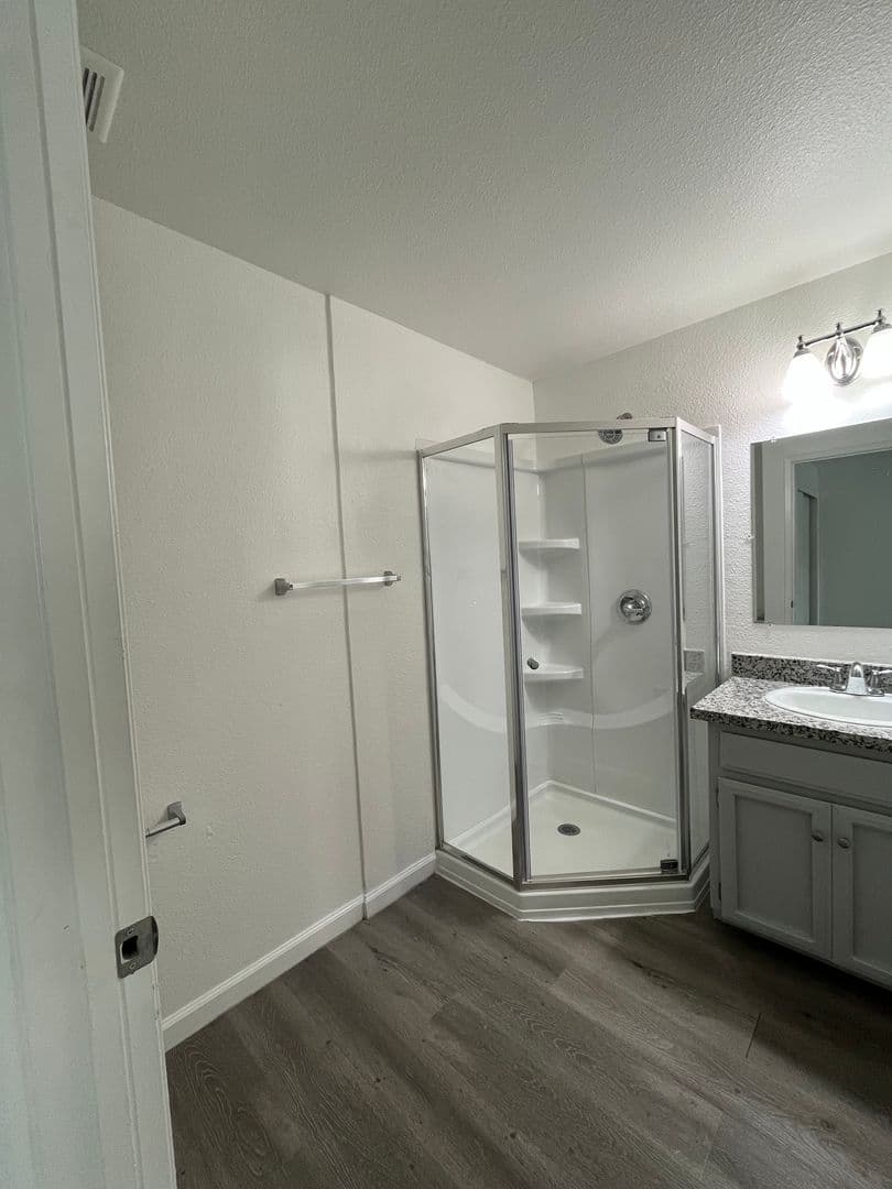 Ceres Apartment: 1757 Richland Ave