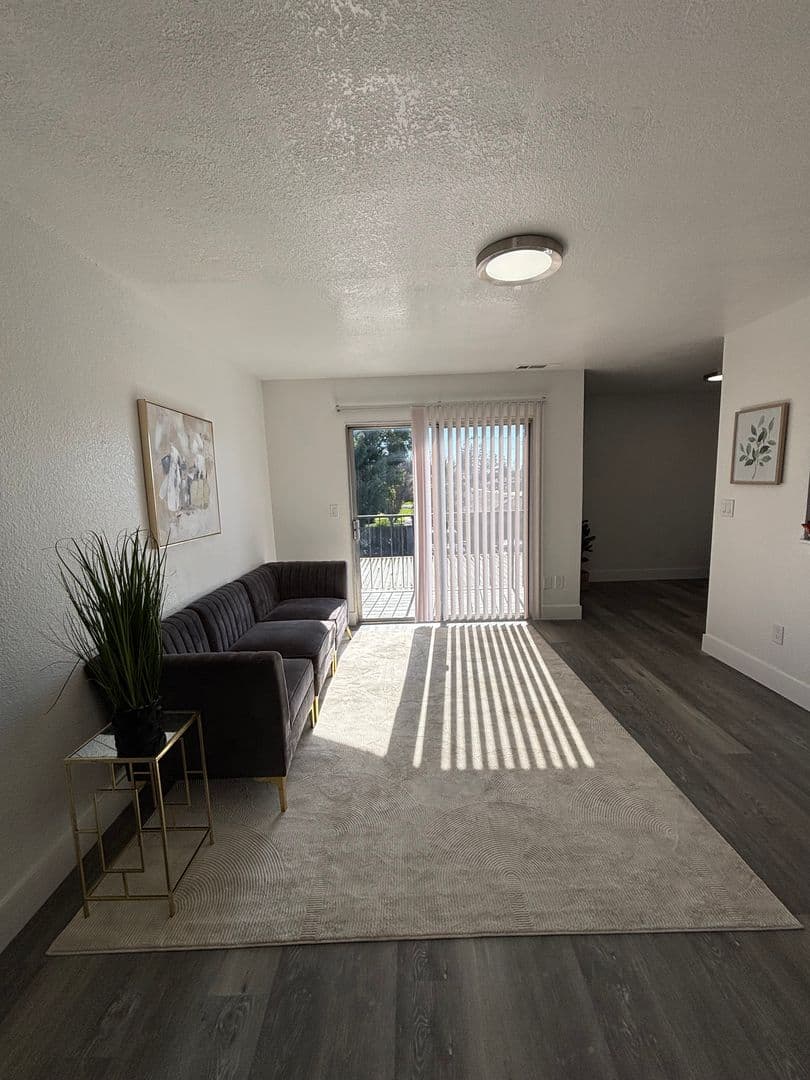 Ceres Apartment: 3001 10th St
