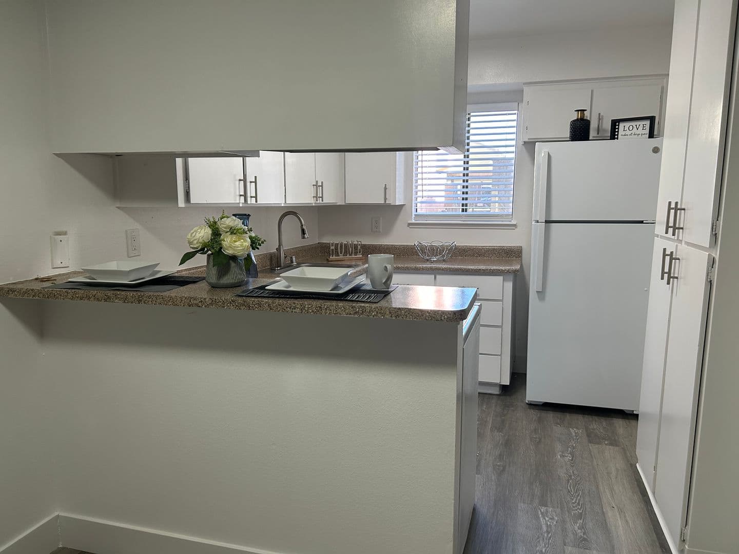 Carmichael Apartment: 6145 Fair Oaks Blvd, Carmichael CA