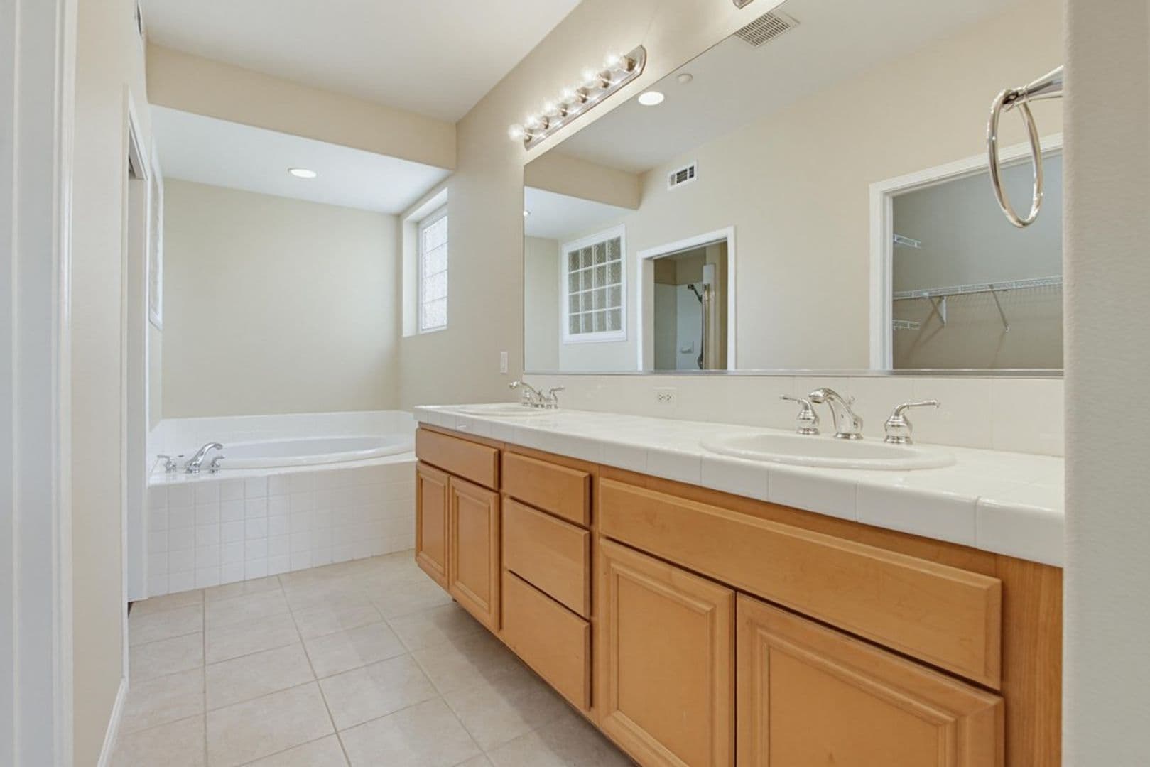 Carlsbad Condo: 823 Kalpati Cir. 201