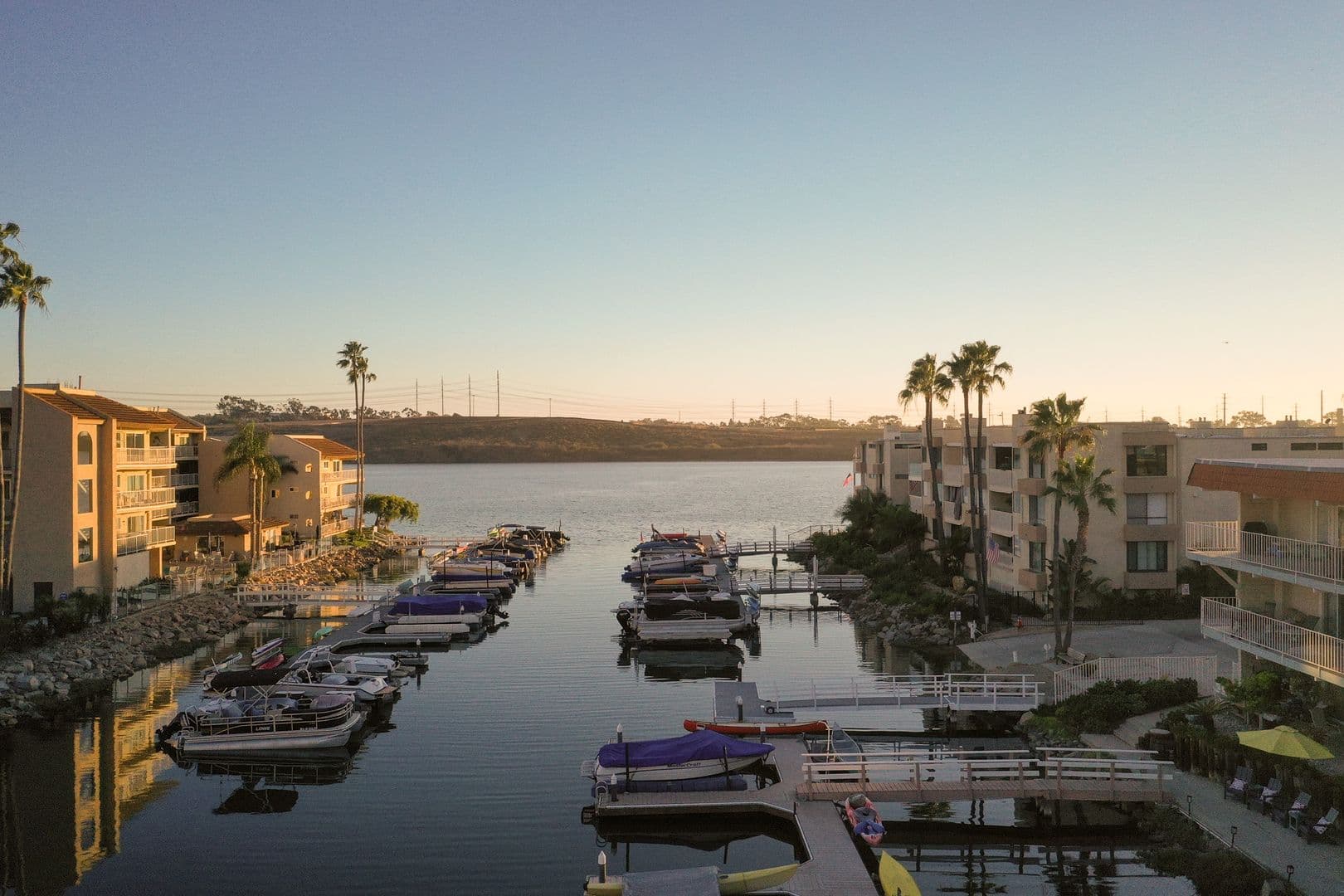 Carlsbad Condo: 4517 Cove Dr. Apt. 2