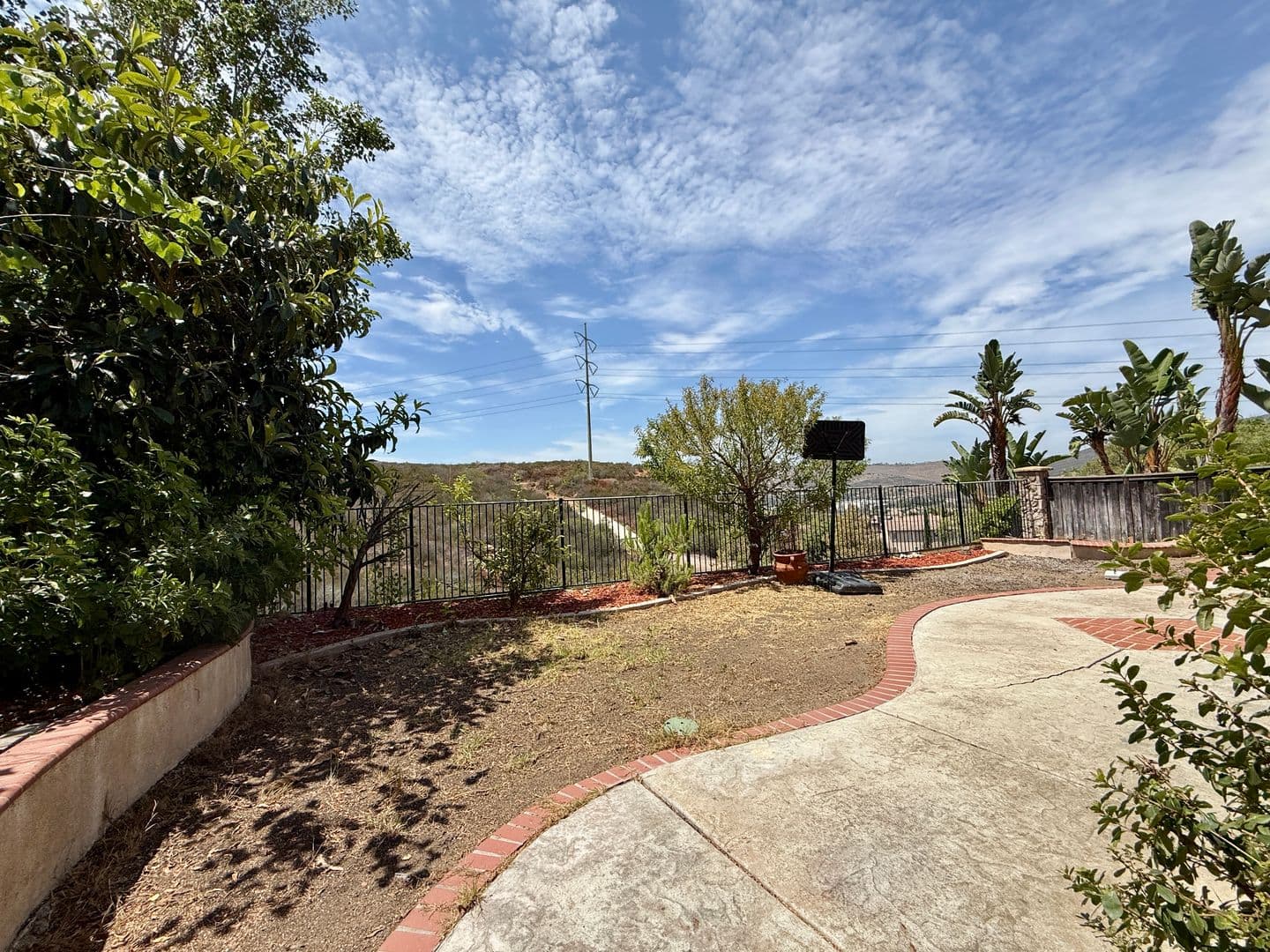 San Marcos House: 2750 Dove Tail Drive