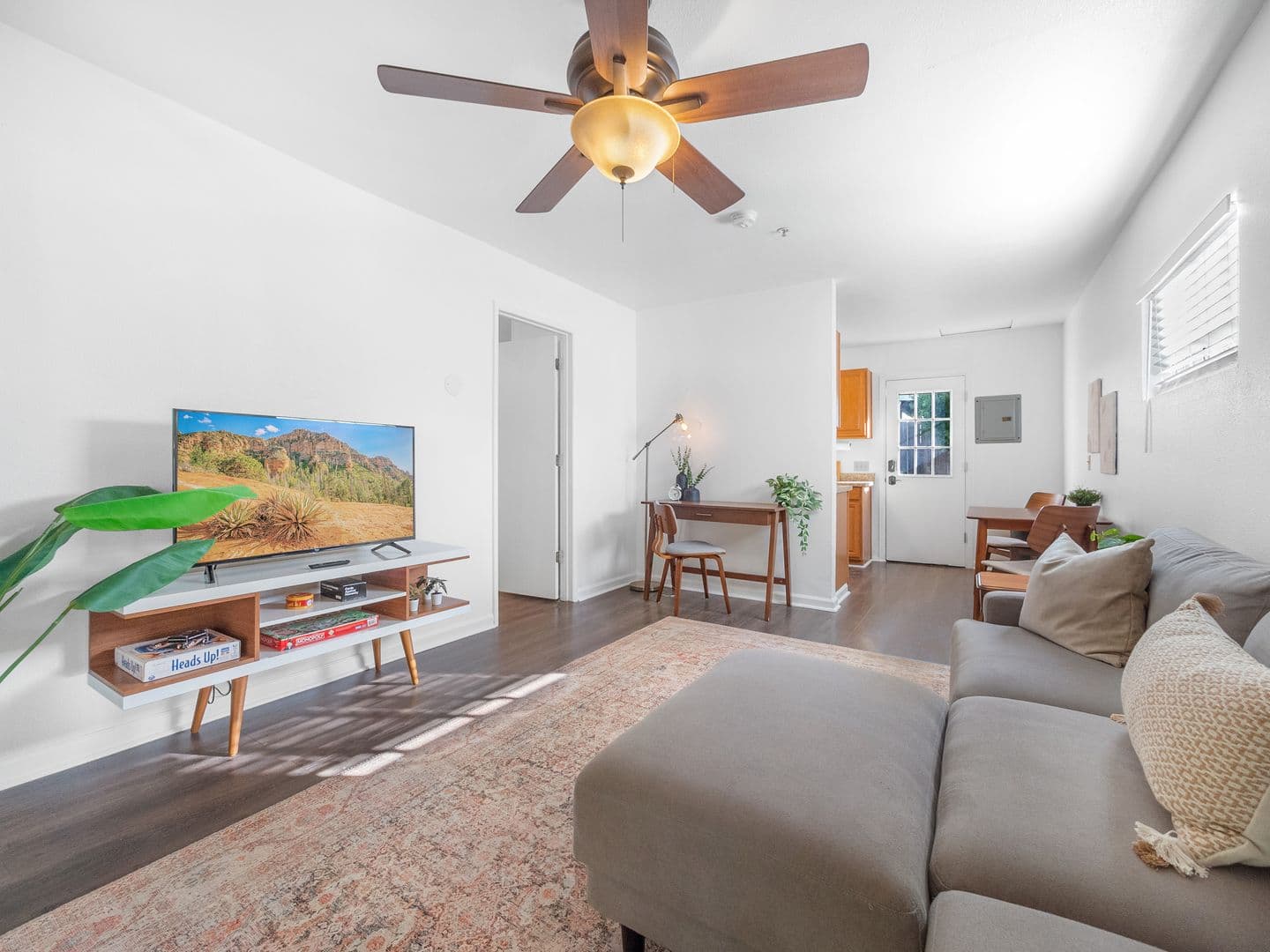 Vista Apartment: 1508 Elm