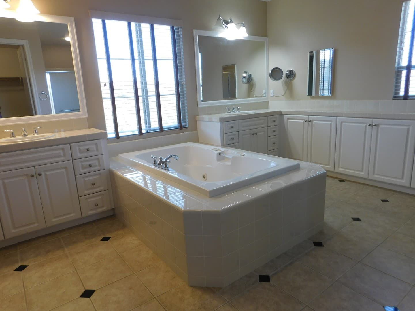 San Marcos House: 2750 Dove Tail Drive